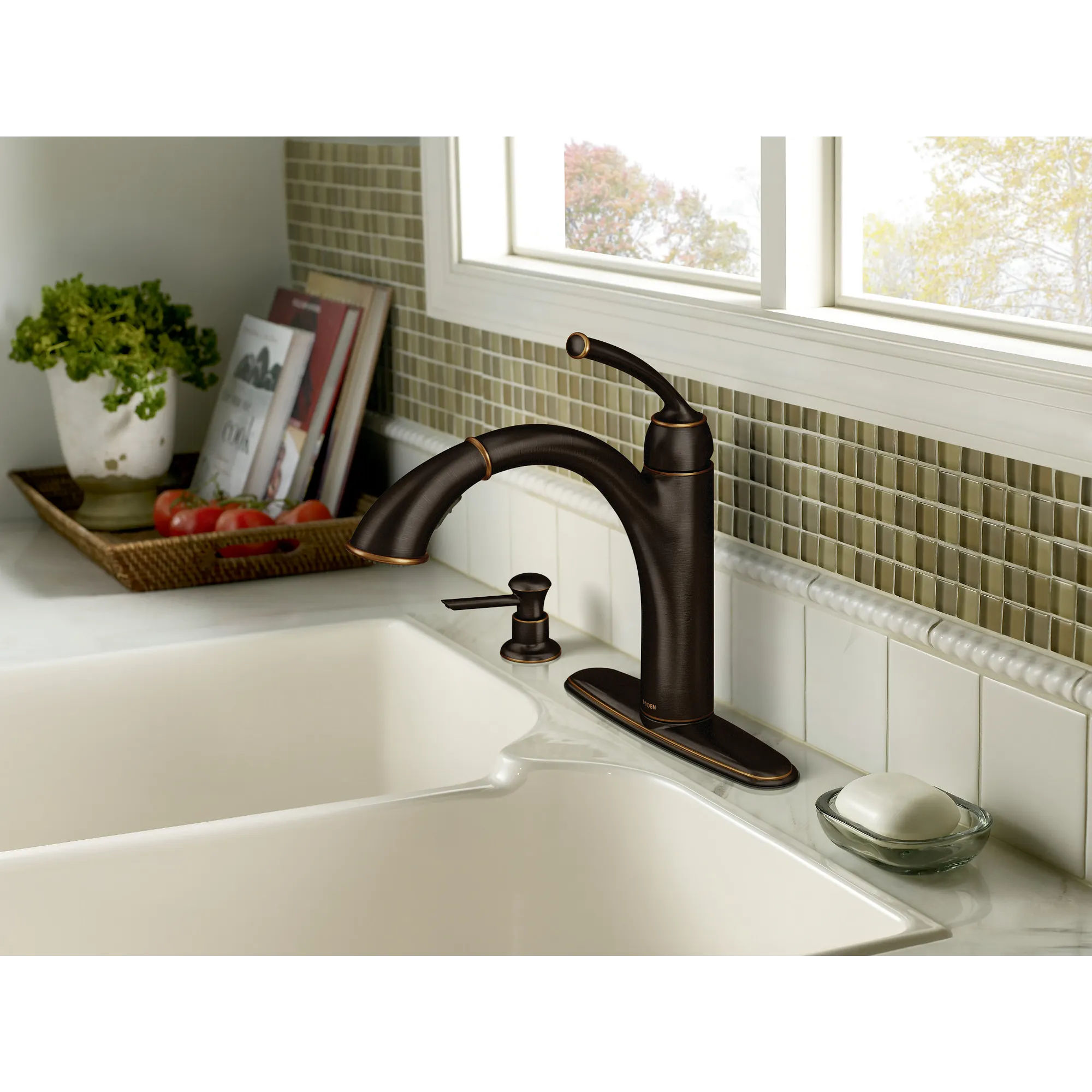 Sullivan Mediterranean Bronze One-Handle Pullout Kitchen Faucet - Image 3