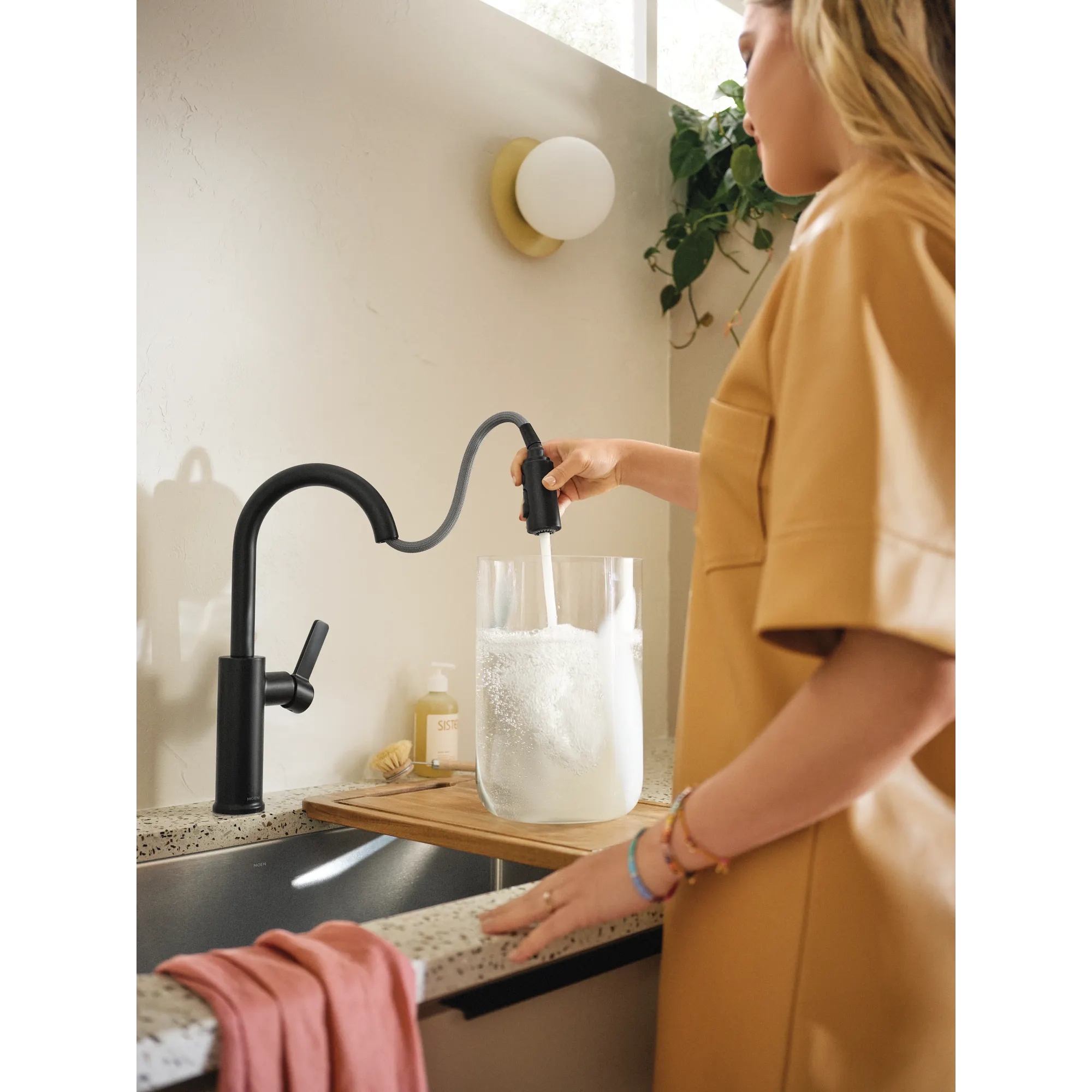 Durani Pulldown™ Kitchen Faucet - Image 11