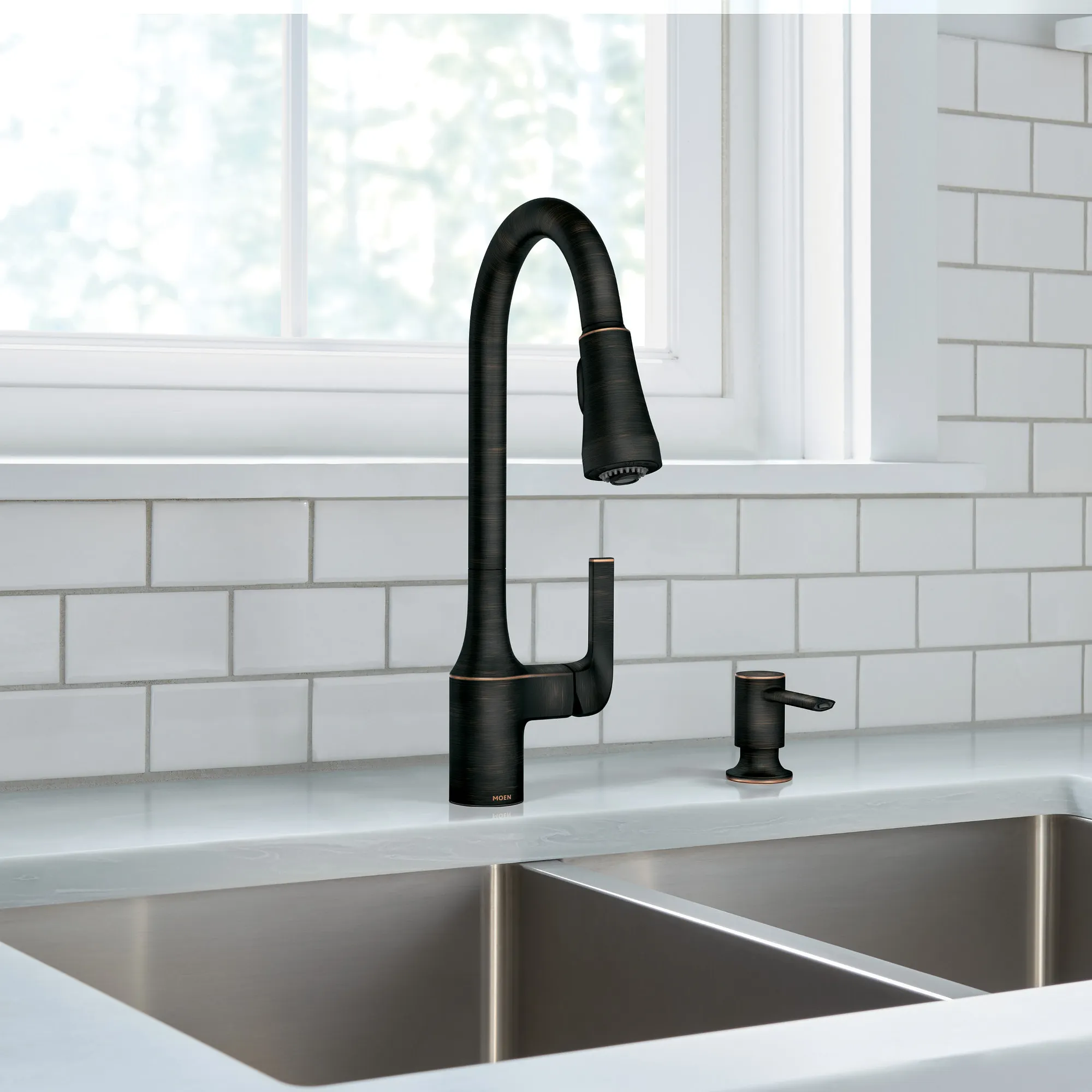Milton Pulldown Kitchen Faucet with Bottle Cleaning Attachments - Image 15