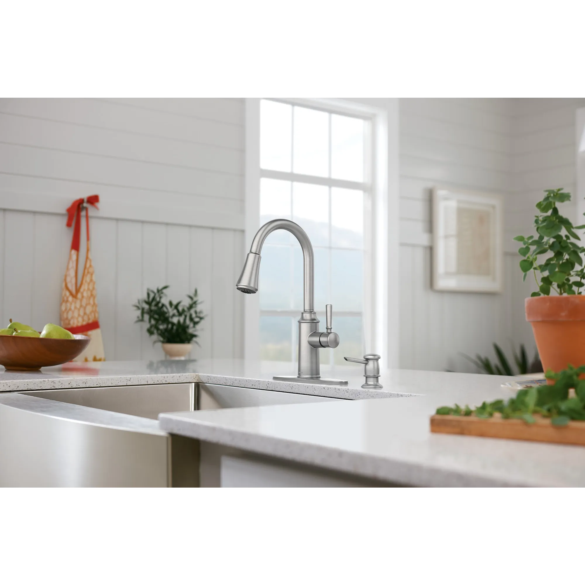 Zabelle One-handle Pulldown Kitchen Faucet - Image 3