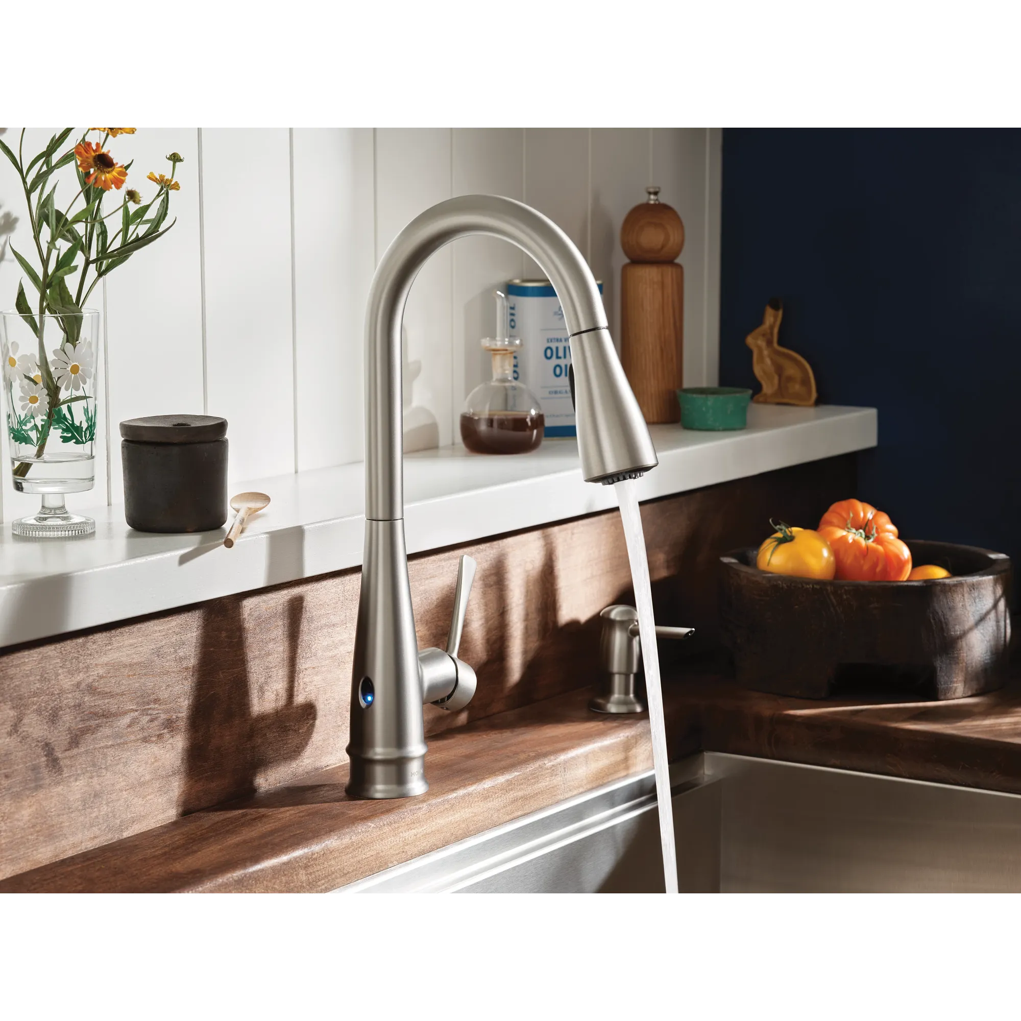 Birchfield MotionSense Wave One-Handle Pulldown Touchless Kitchen Faucet - Image 4