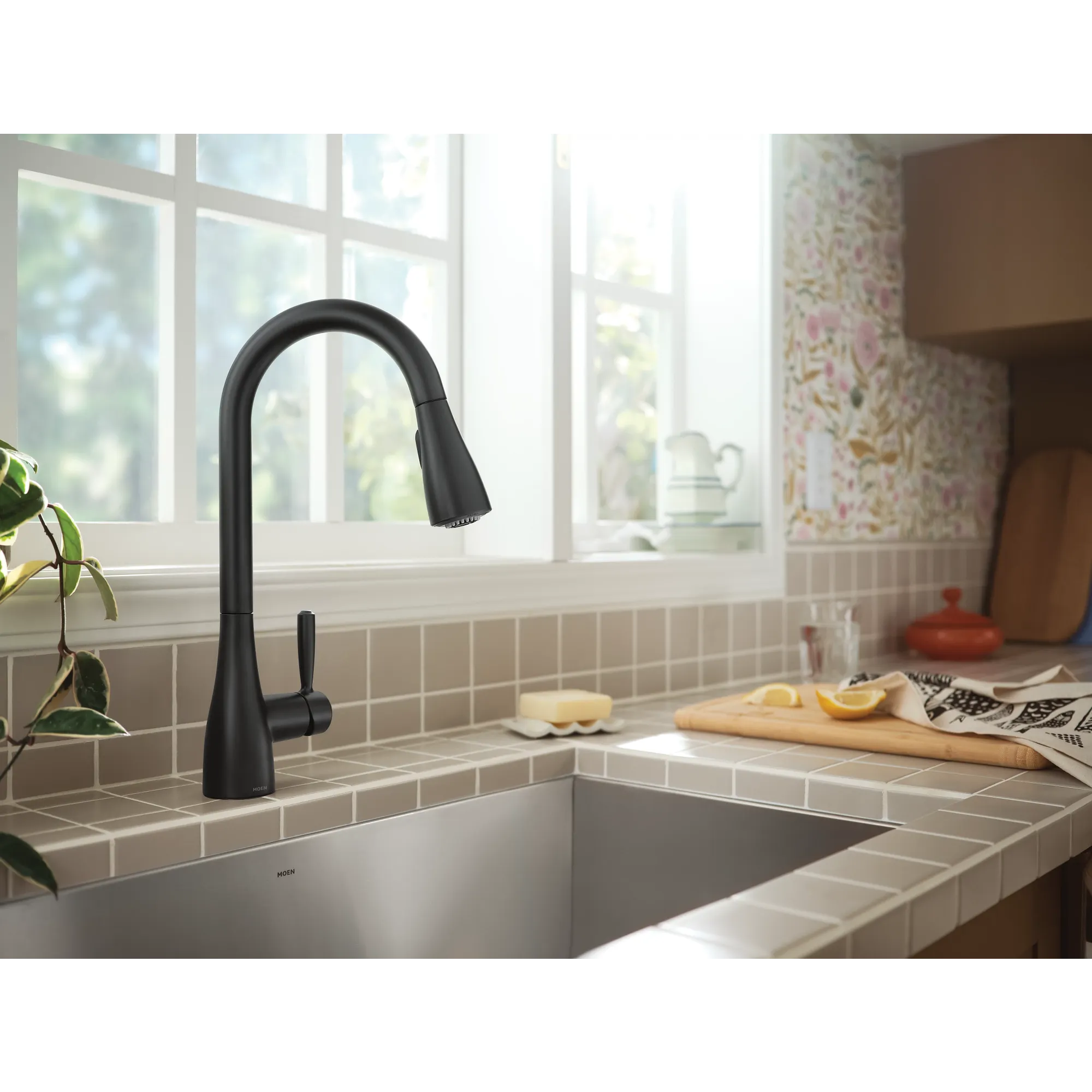 Doherty Chrome kitchen faucet - Image 9