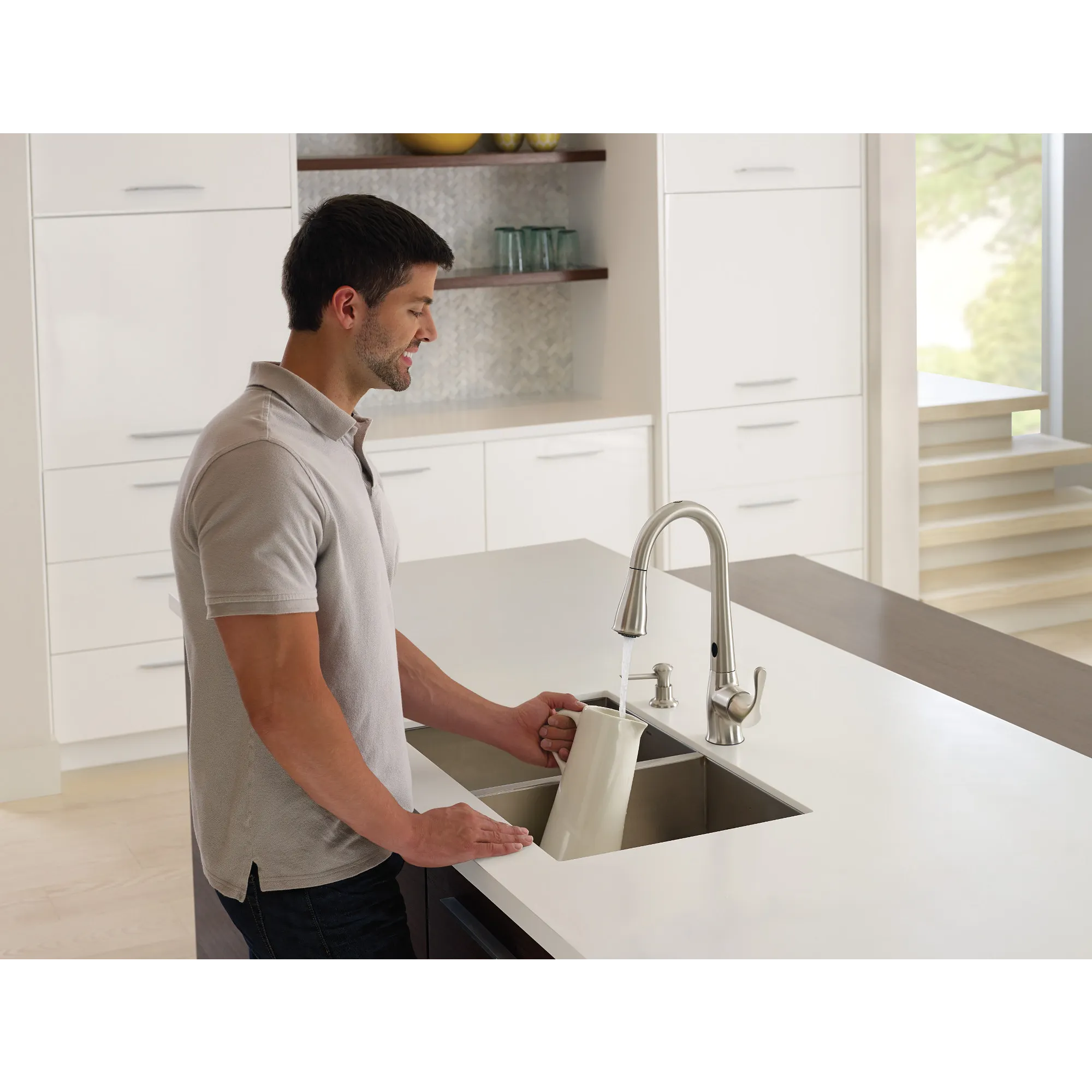 Ridgedale Spot Resist Stainless One-Handle High Arc Pulldown Kitchen Faucet - Image 6