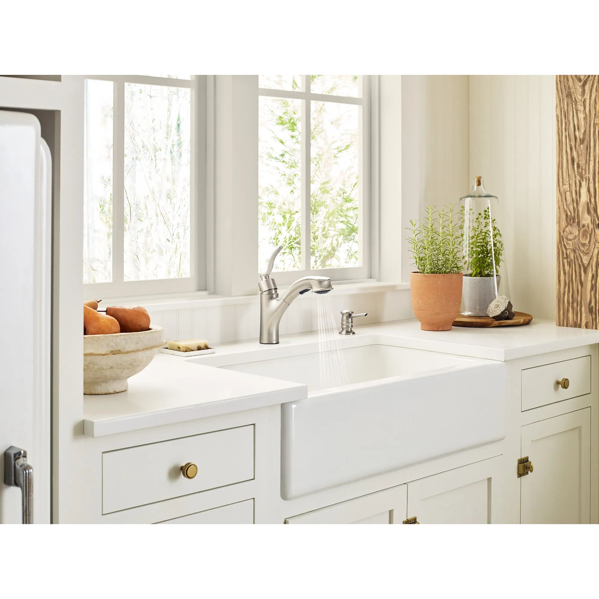 Marbrook One-Handle High Arc Pullout Kitchen Faucet - Image 8