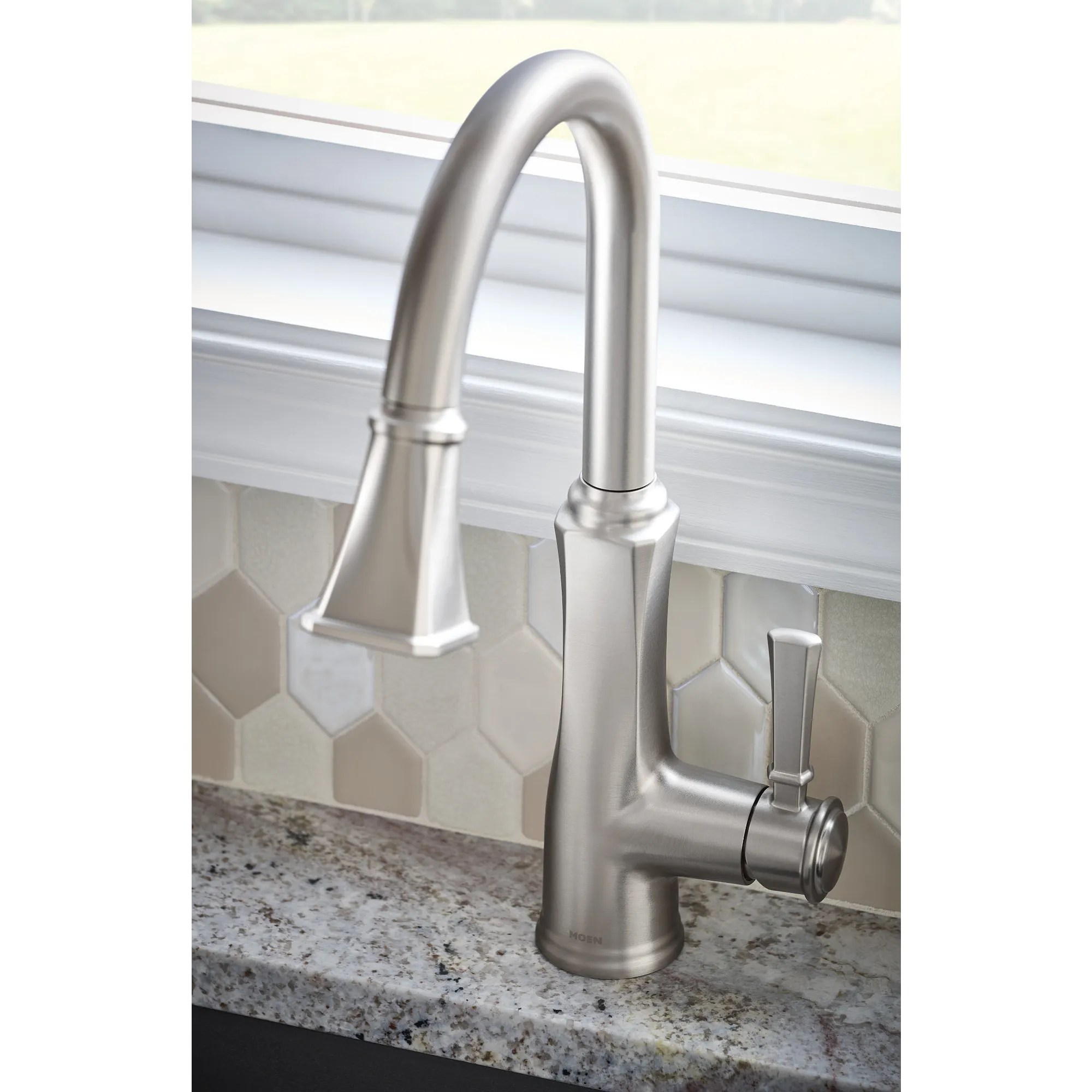 Lizzy Spot Resist Stainless One-Handle Pulldown Kitchen Faucet - Image 2