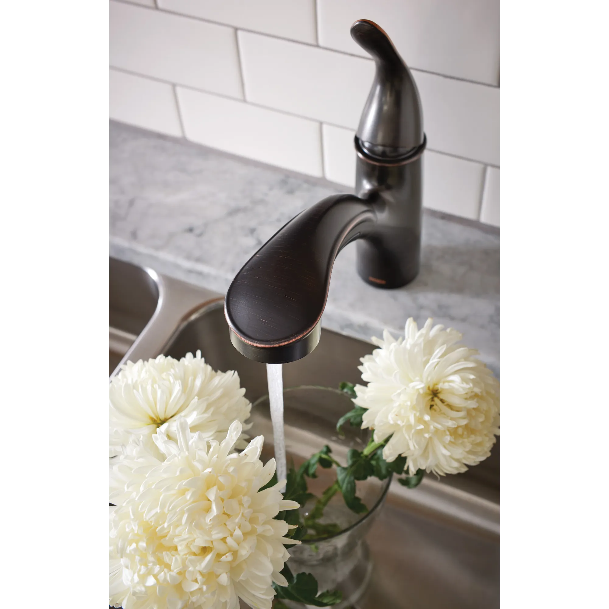 Brecklyn One-Handle Pullout Kitchen Faucet - Image 29