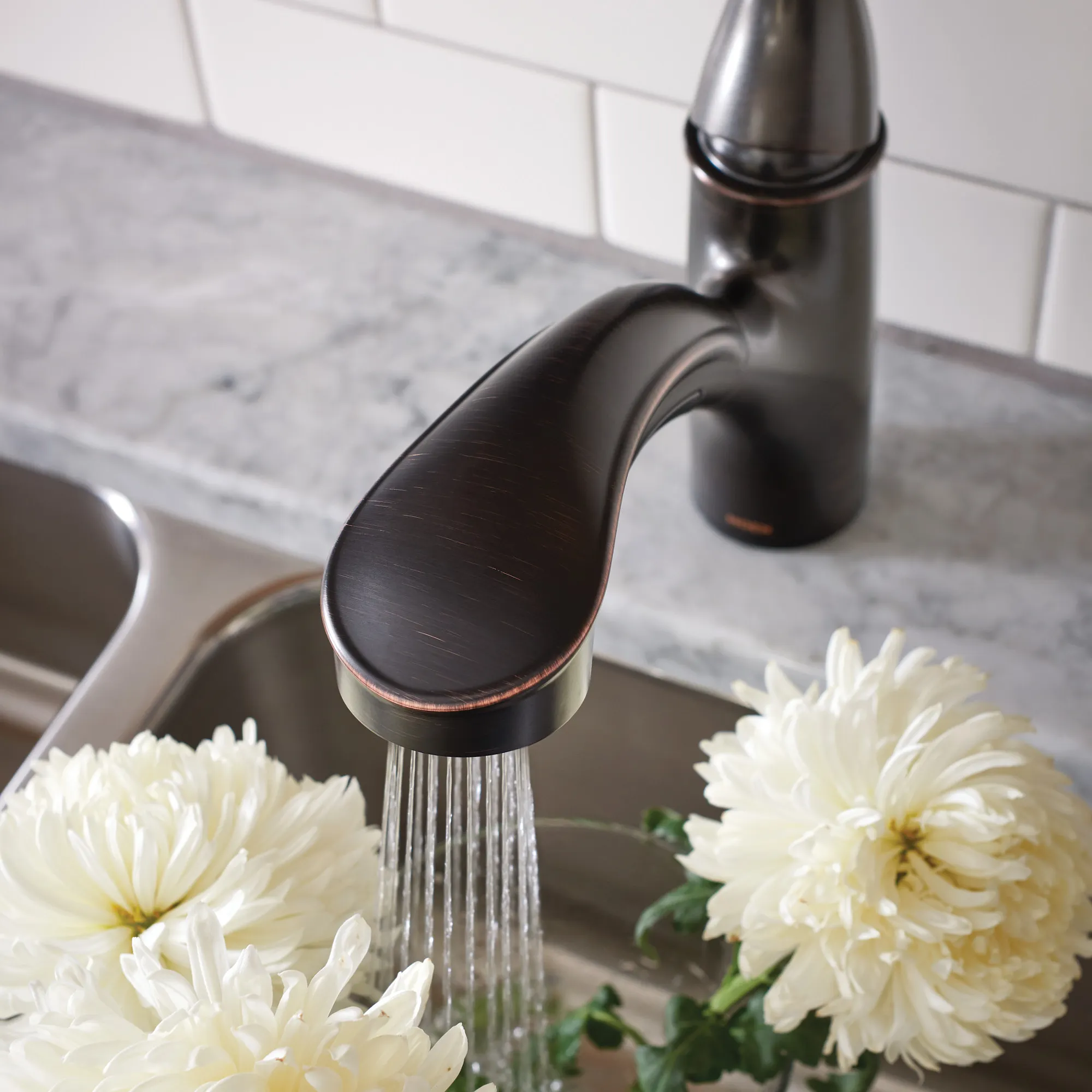 Brecklyn One-Handle Pullout Kitchen Faucet - Image 31