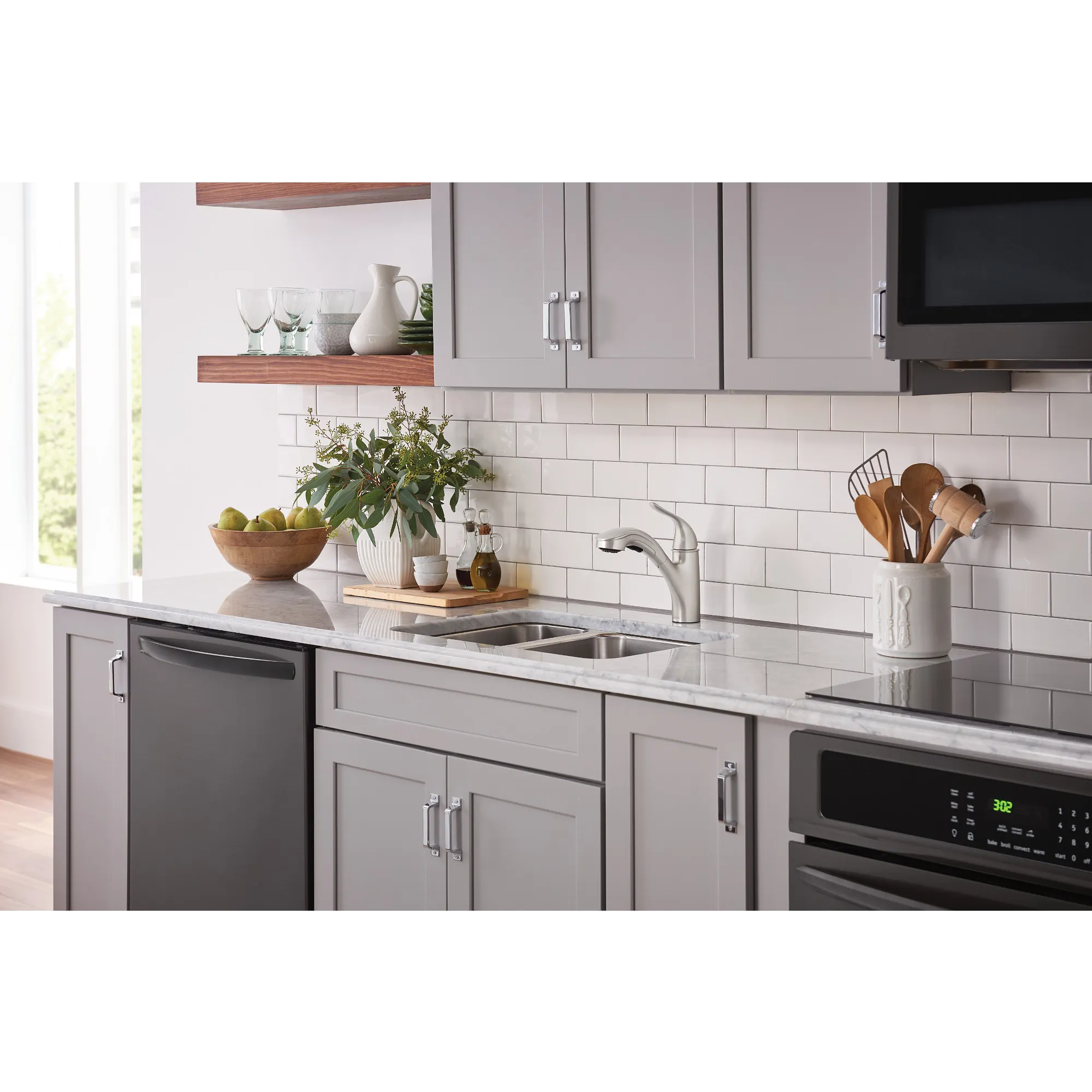 Brecklyn One-Handle Pullout Kitchen Faucet - Image 43