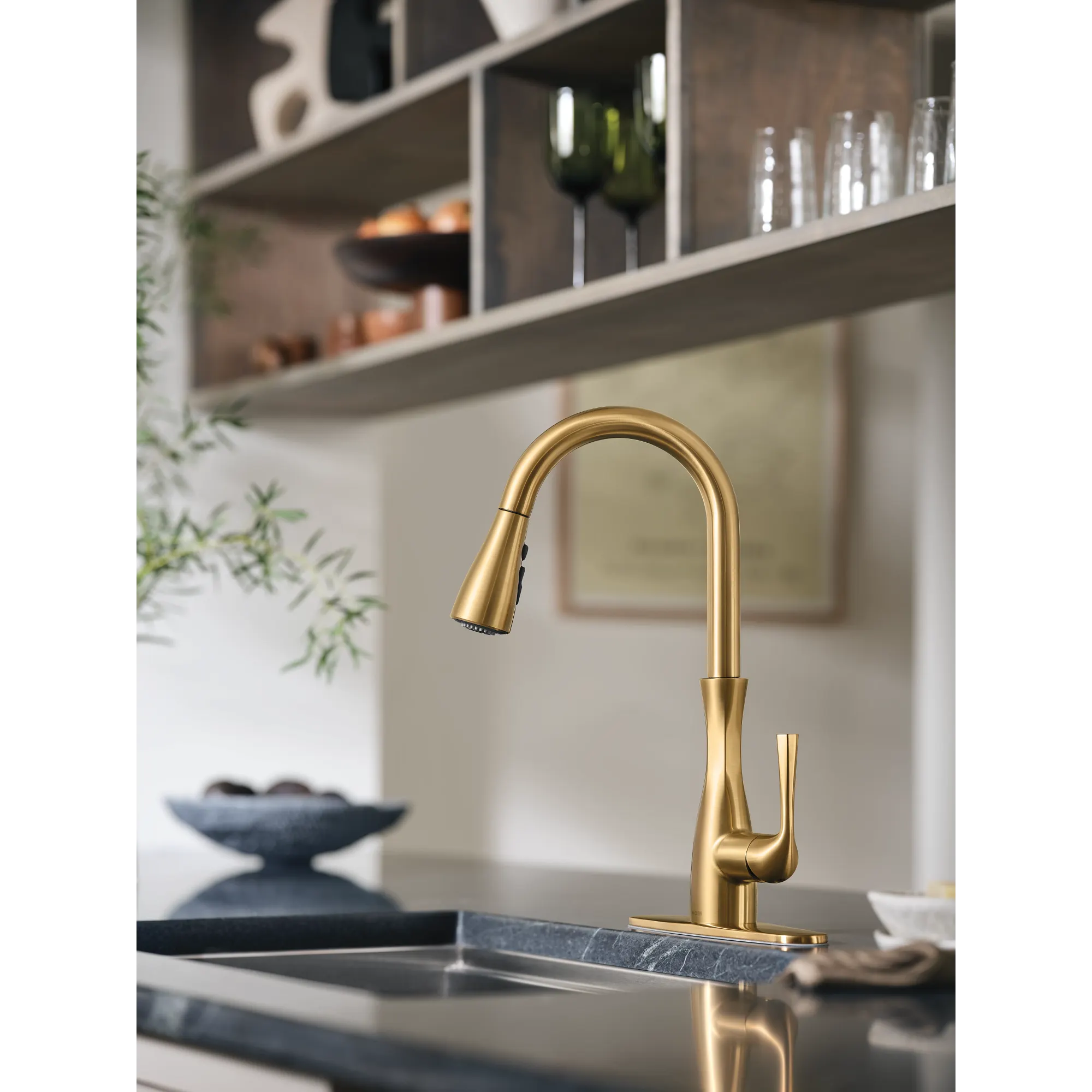 Arlia Chrome one-handle high arc pulldown kitchen faucet - Image 50