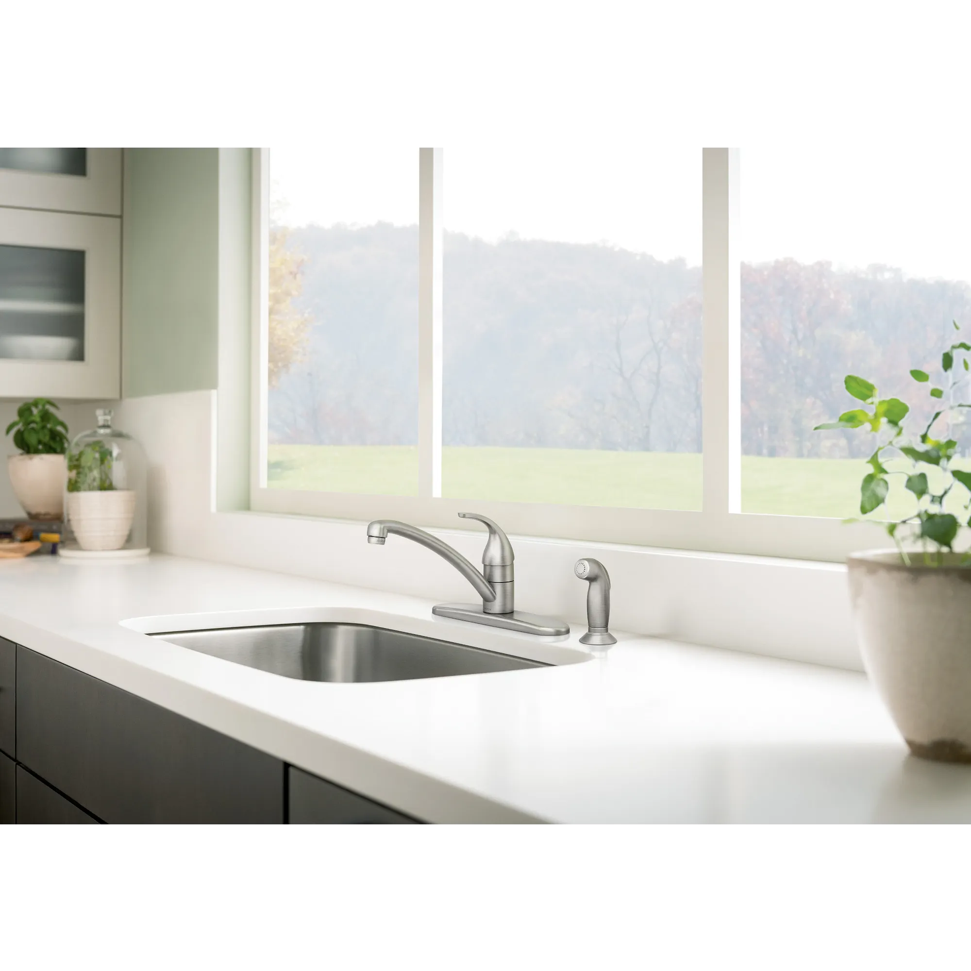Adler One-Handle Kitchen Faucet - Image 5