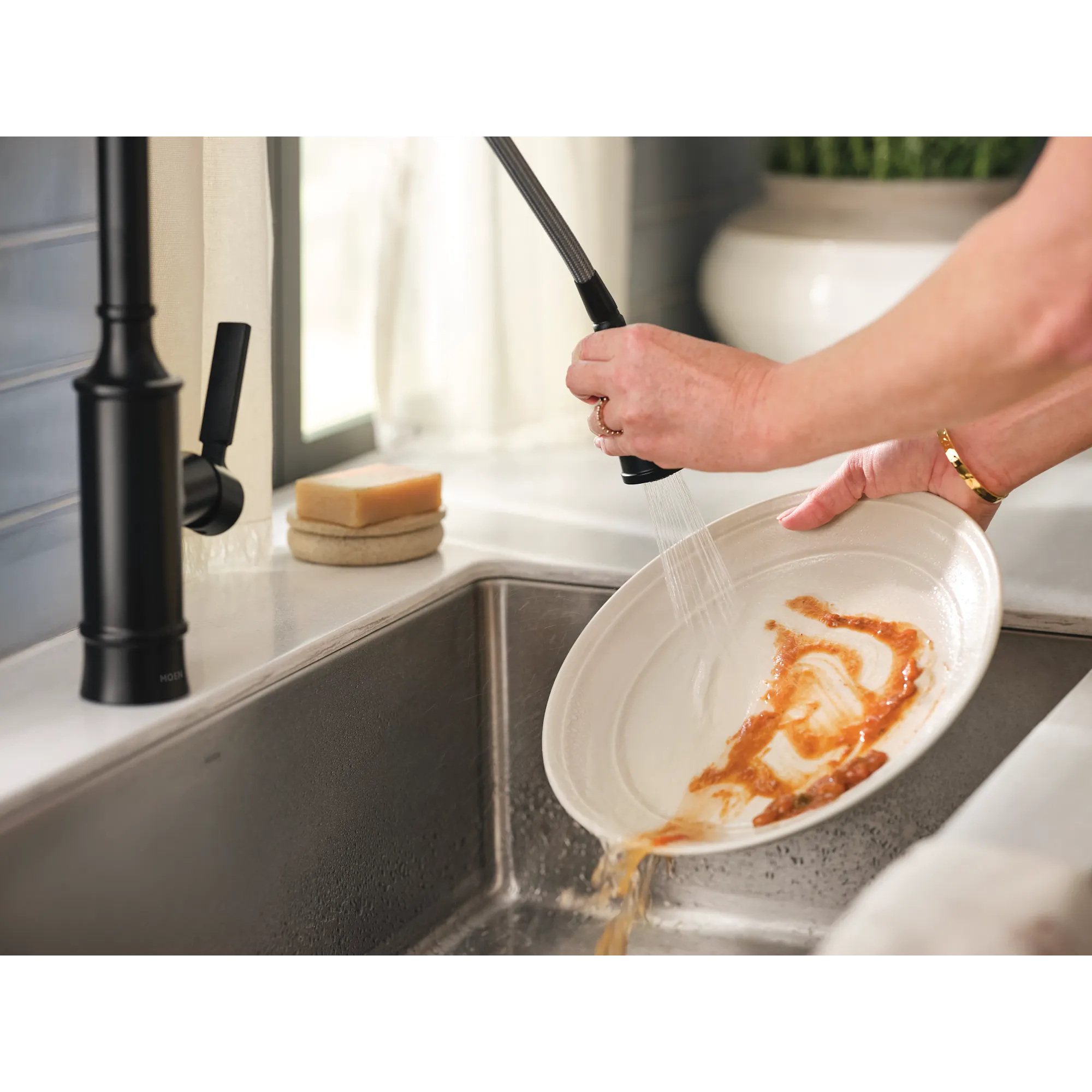 Gilden One-Handle High Arc Pulldown Kitchen Faucet - Image 17