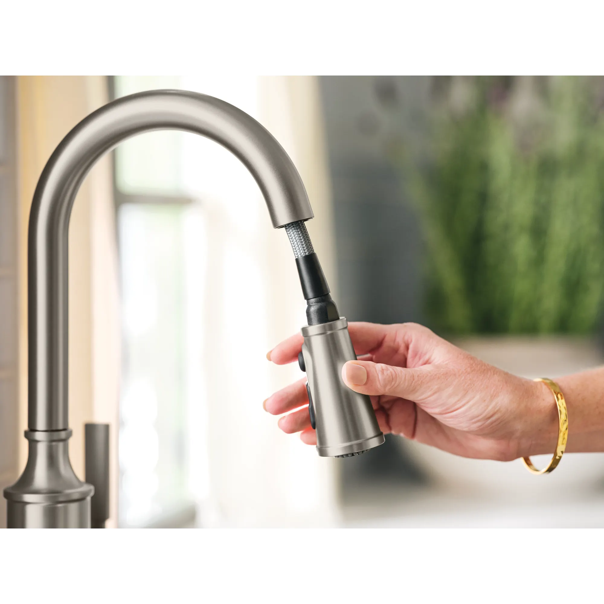 Gilden One-Handle High Arc Pulldown Kitchen Faucet - Image 31