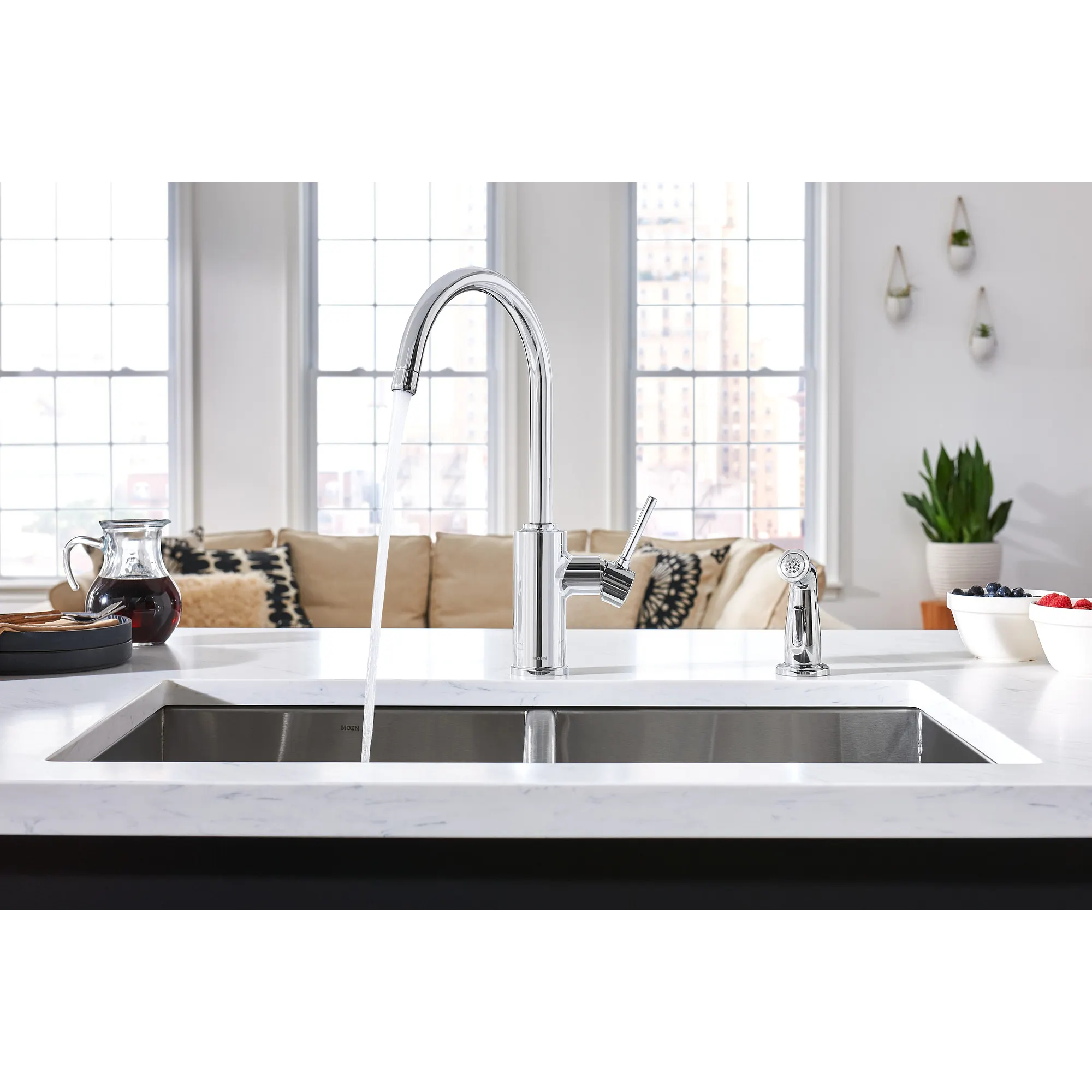 Sombra One-Handle Kitchen Faucet - Image 11