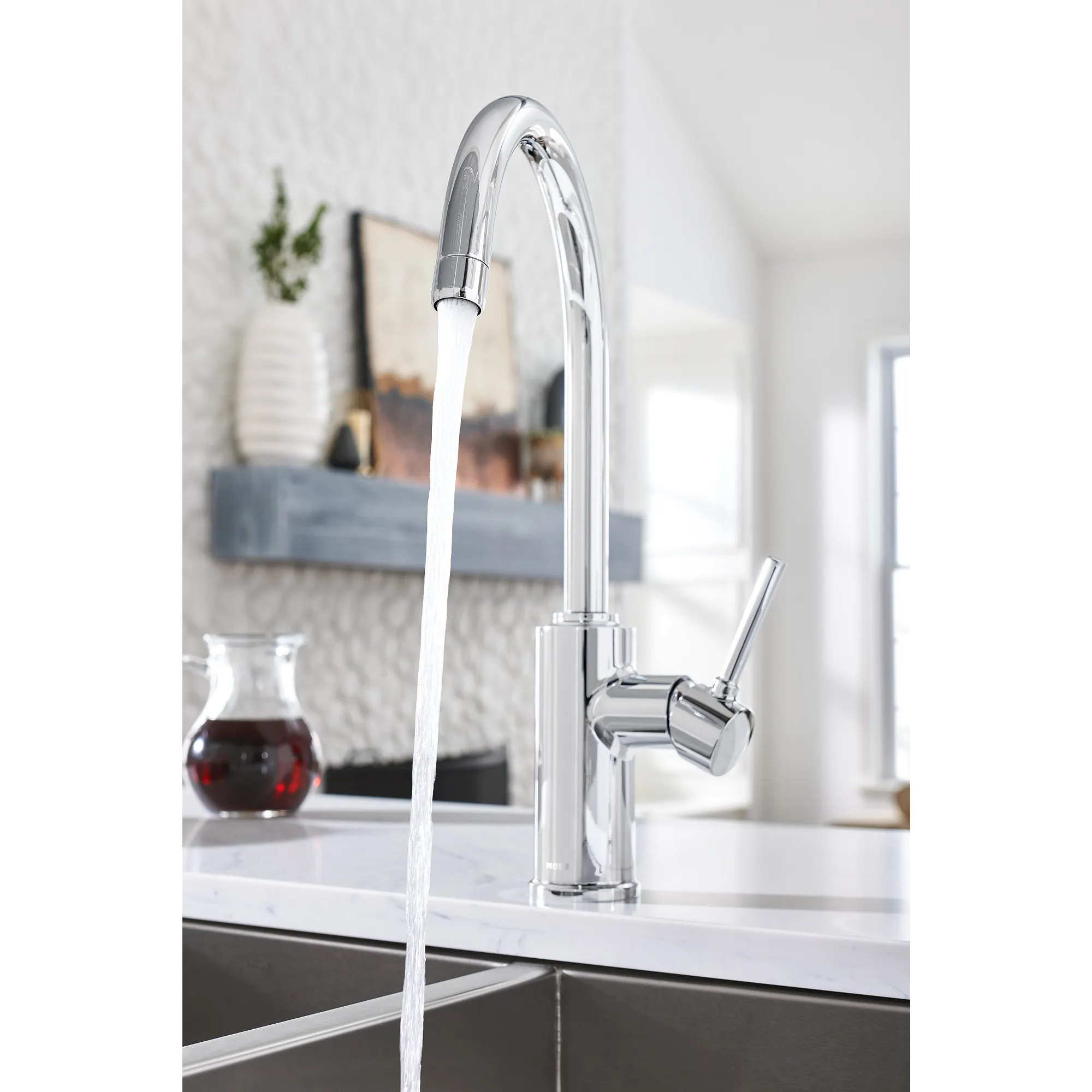 Sombra One-Handle Kitchen Faucet - Image 12