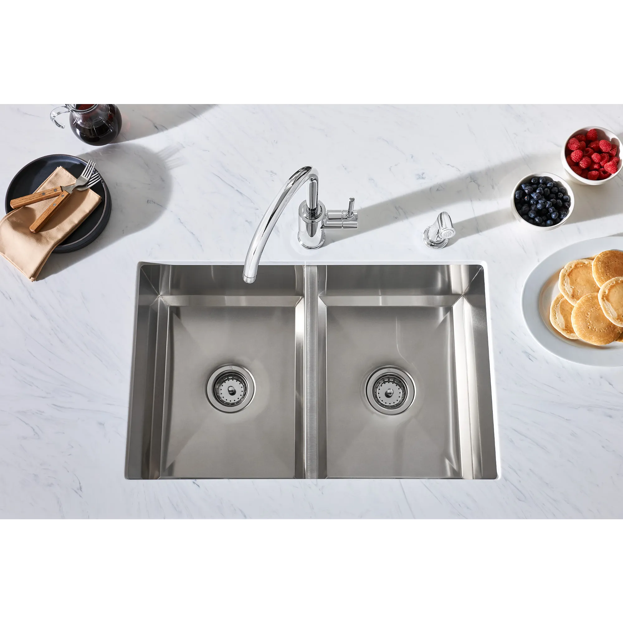 Sombra One-Handle Kitchen Faucet - Image 13
