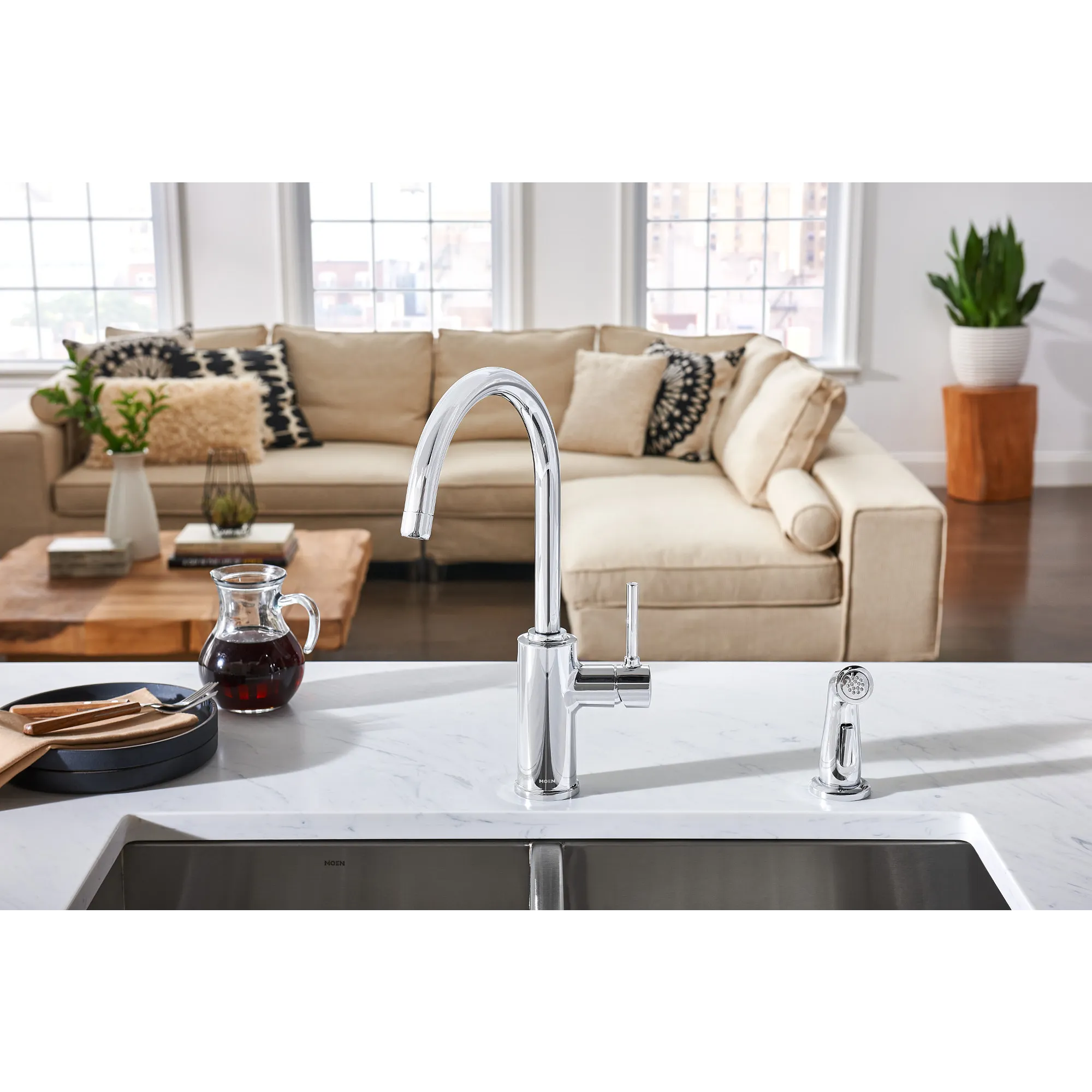 Sombra One-Handle Kitchen Faucet - Image 15
