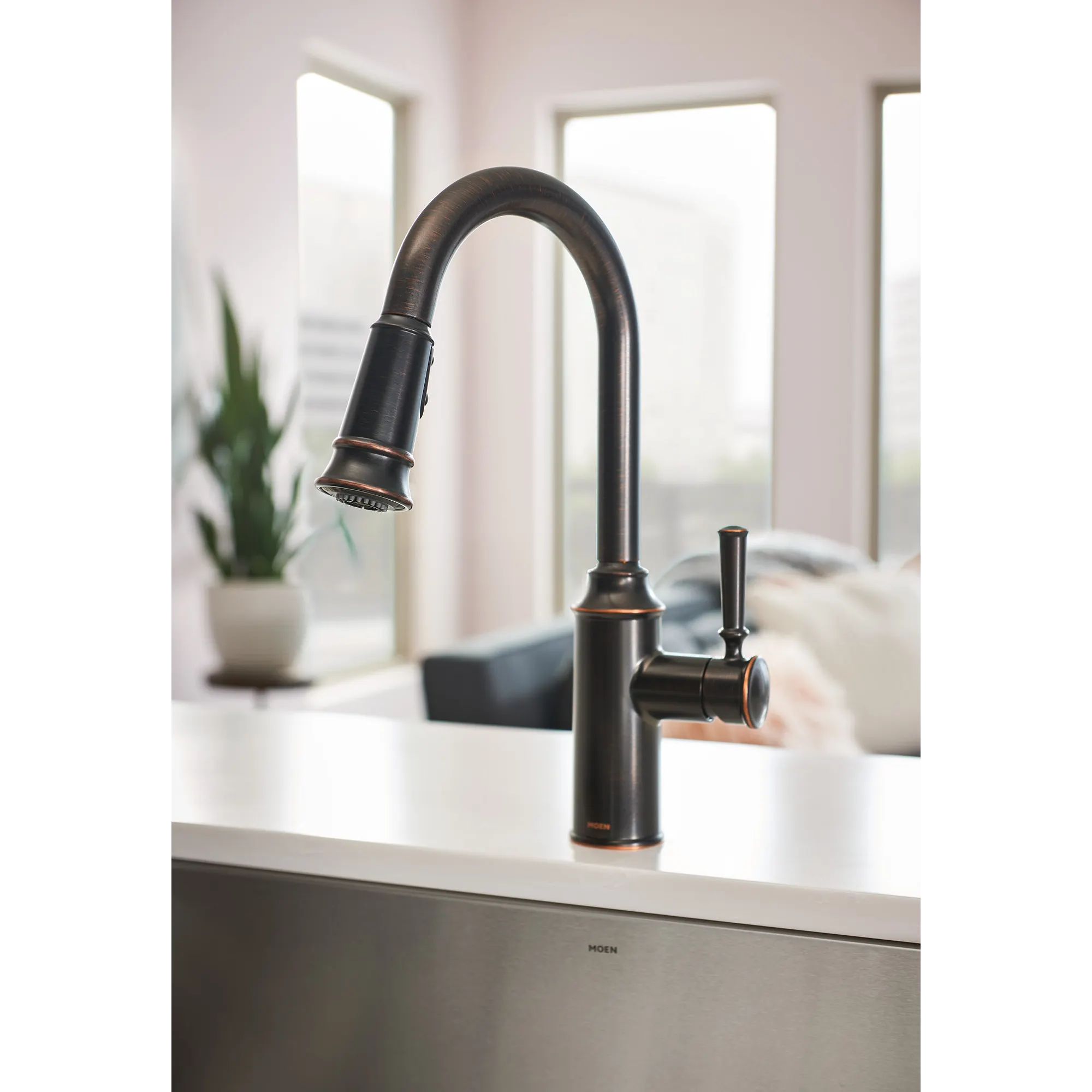 Glenshire Chrome one-handle high arc pulldown kitchen faucet - Image 15