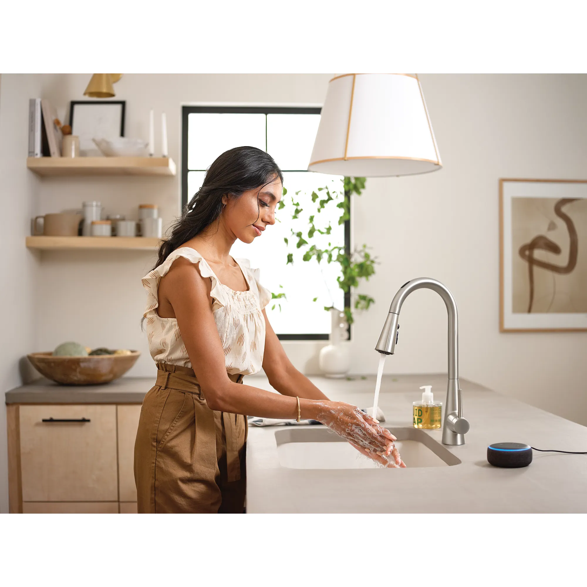 Sarai Smart Pulldown Touchless Kitchen Faucet - Image 2