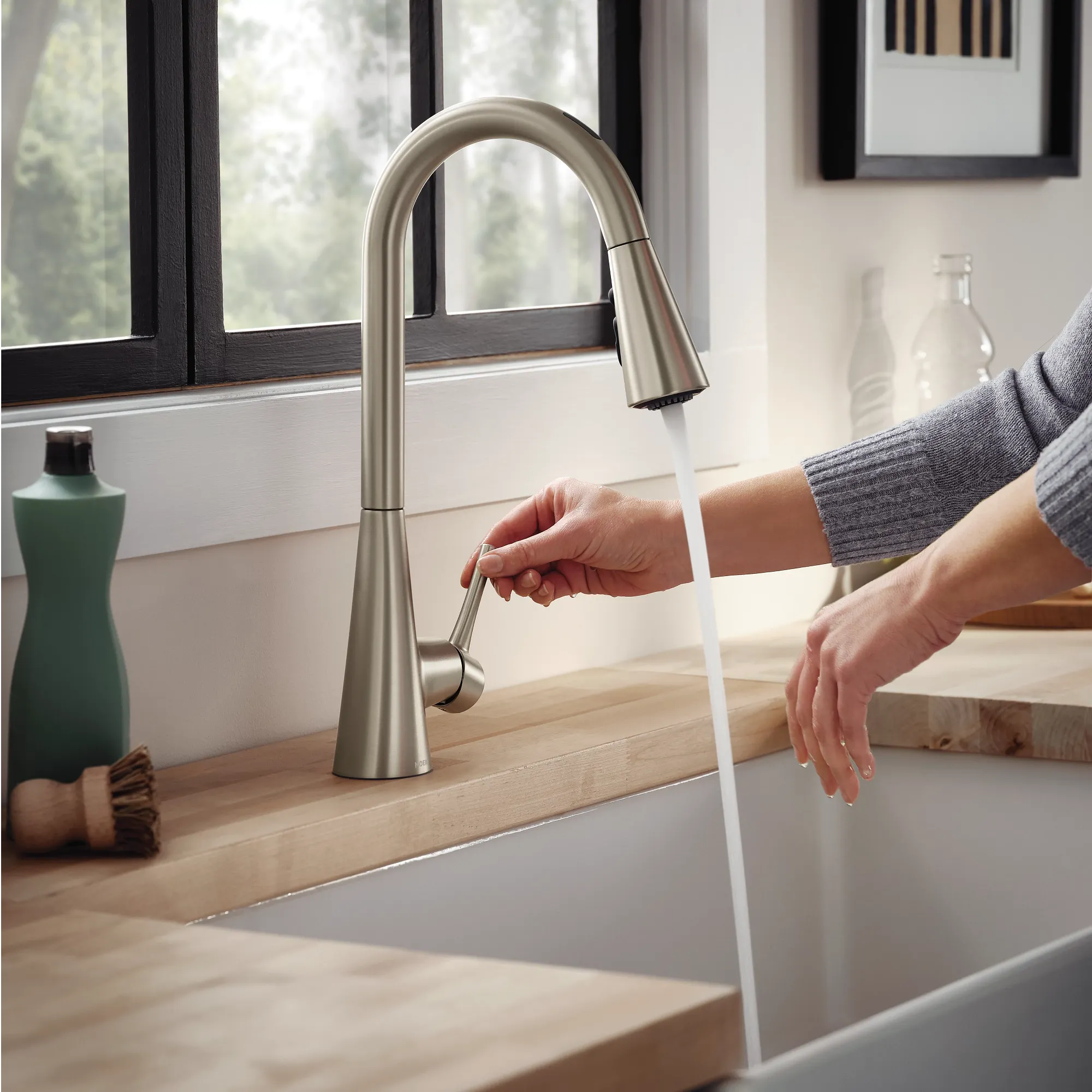 Sarai Smart Pulldown Touchless Kitchen Faucet - Image 7