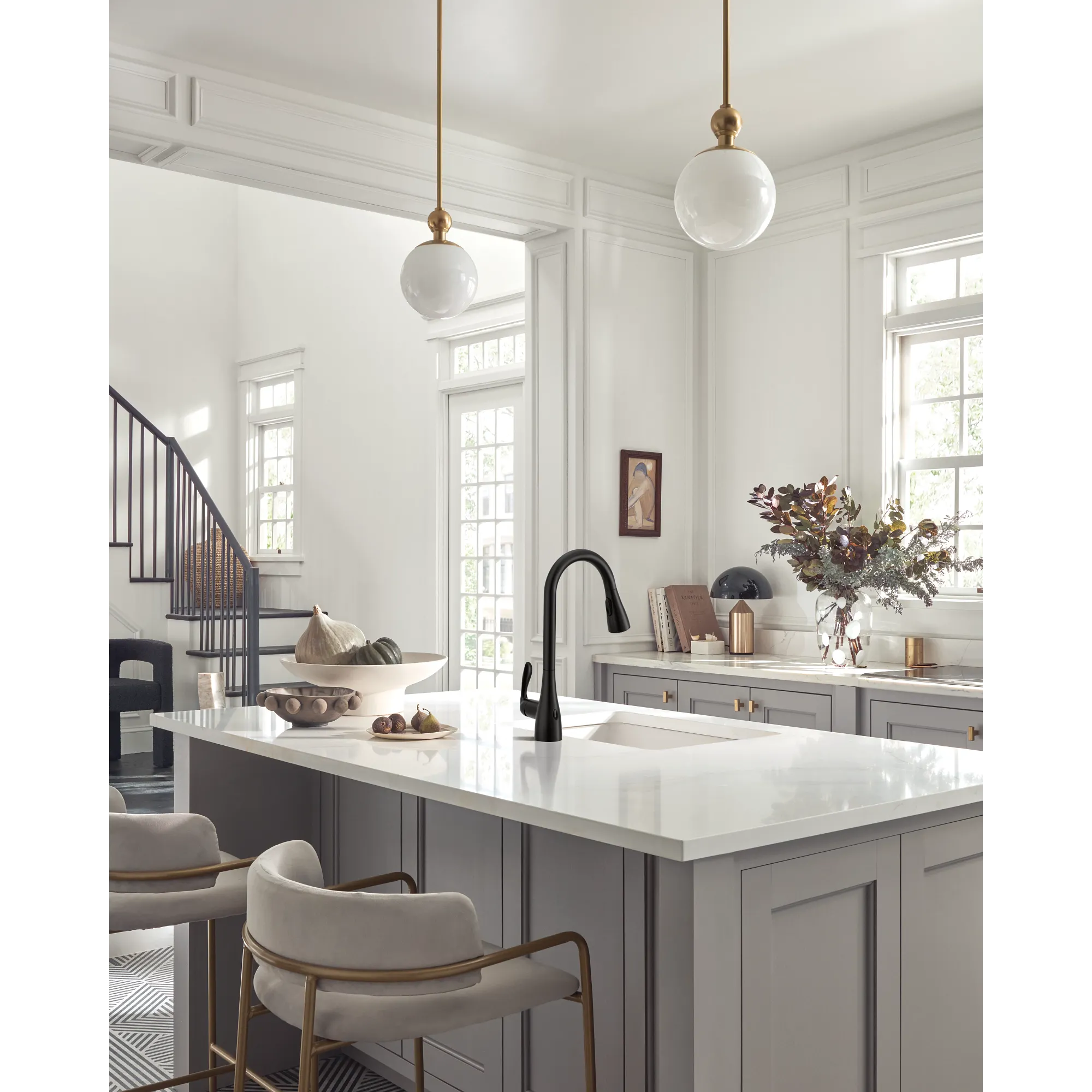 Georgene MotionSense Wave One-Handle Pulldown Touchless Kitchen Faucet - Image 2