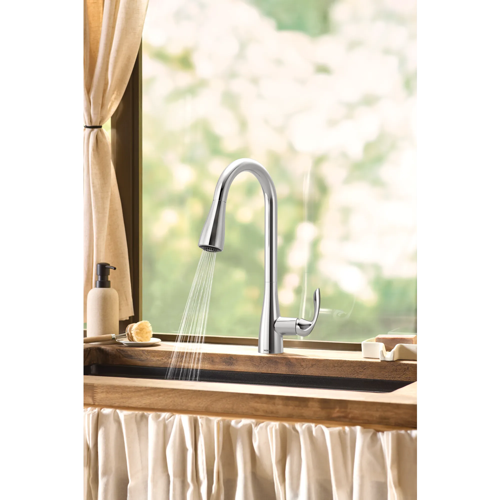 Georgene Chrome one-handle high arc pulldown kitchen faucet - Image 4