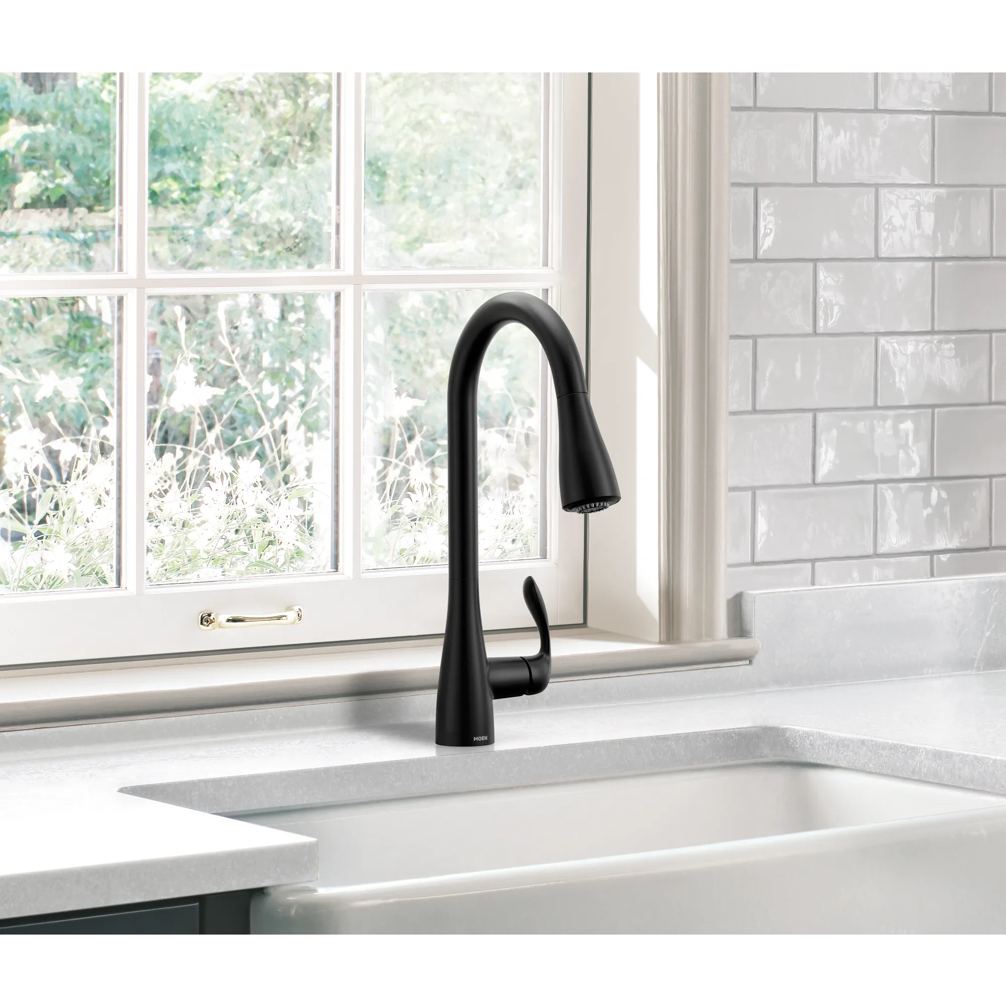 Georgene Matte black one-handle high arc pulldown kitchen faucet - Image 5