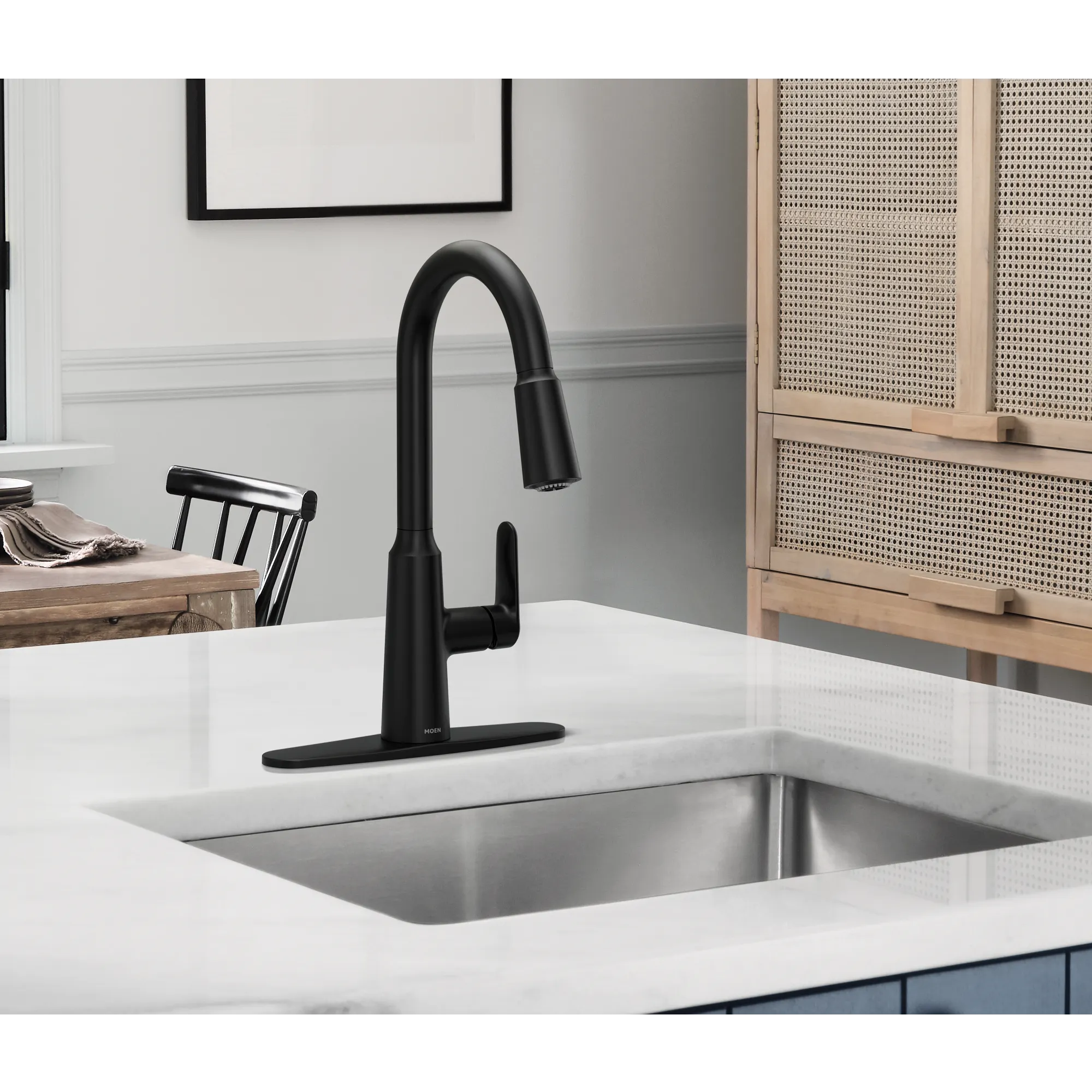 Edwyn Matte black one-handle high arc pulldown kitchen faucet - Image 3