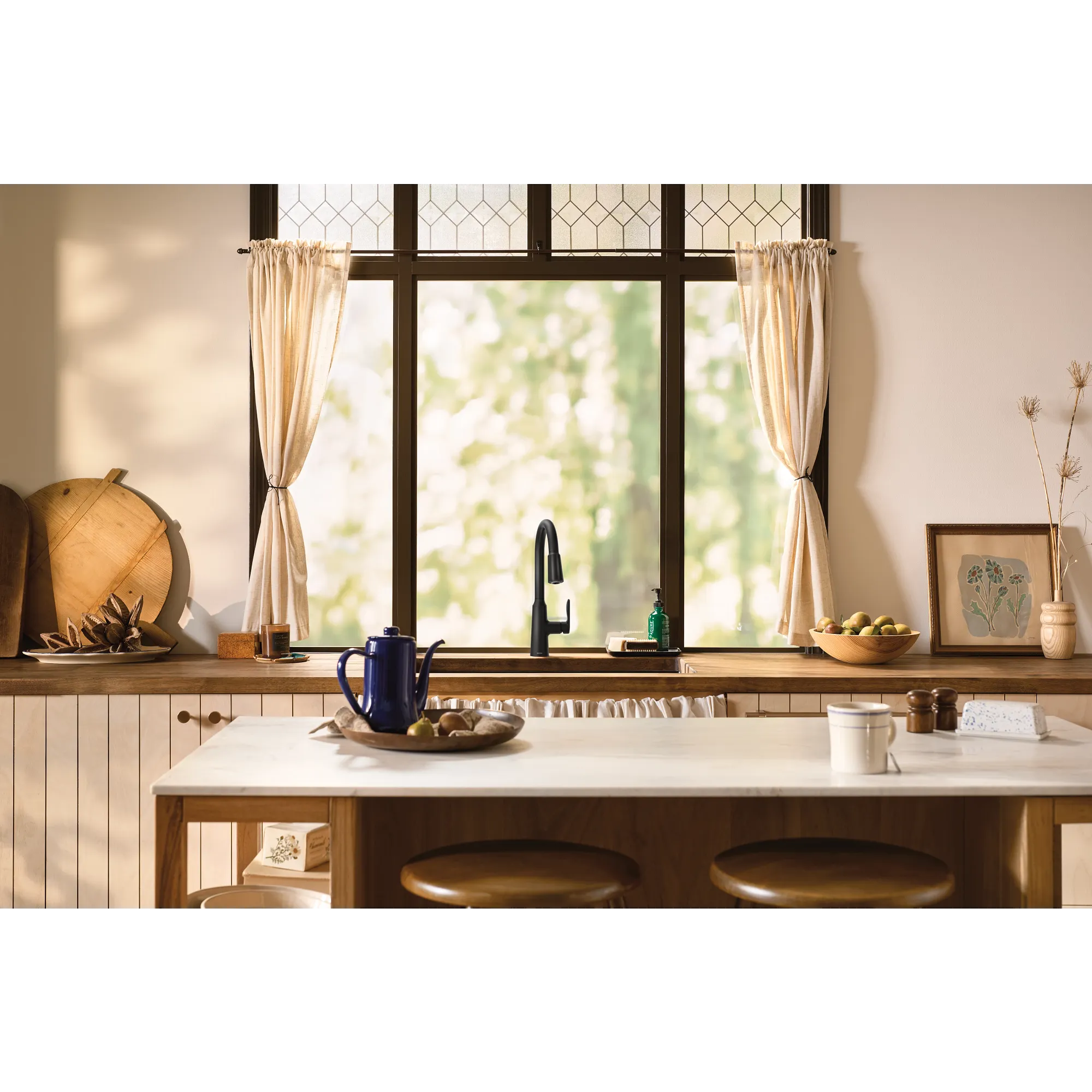 Edwyn Matte black one-handle high arc pulldown kitchen faucet - Image 9