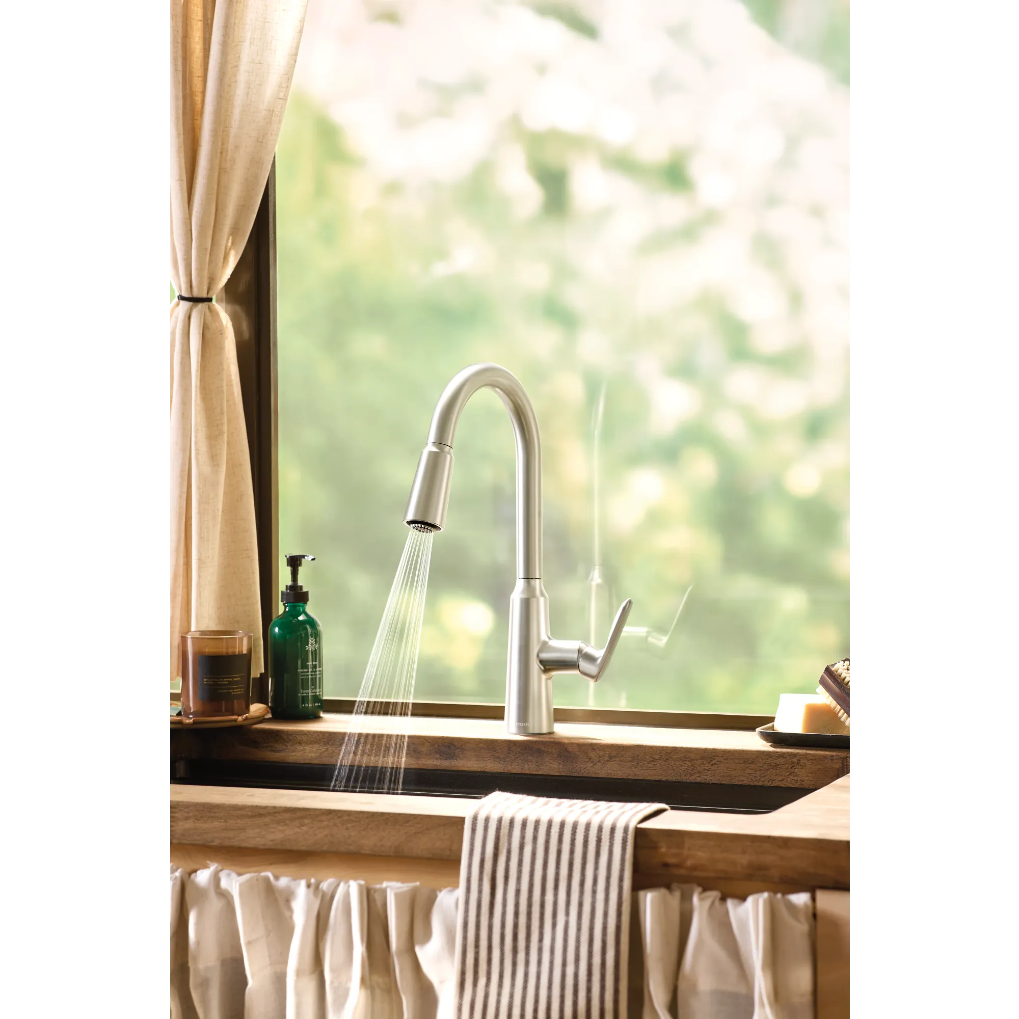 Edwyn Spot resist stainless one-handle high arc pulldown kitchen faucet - Image 13