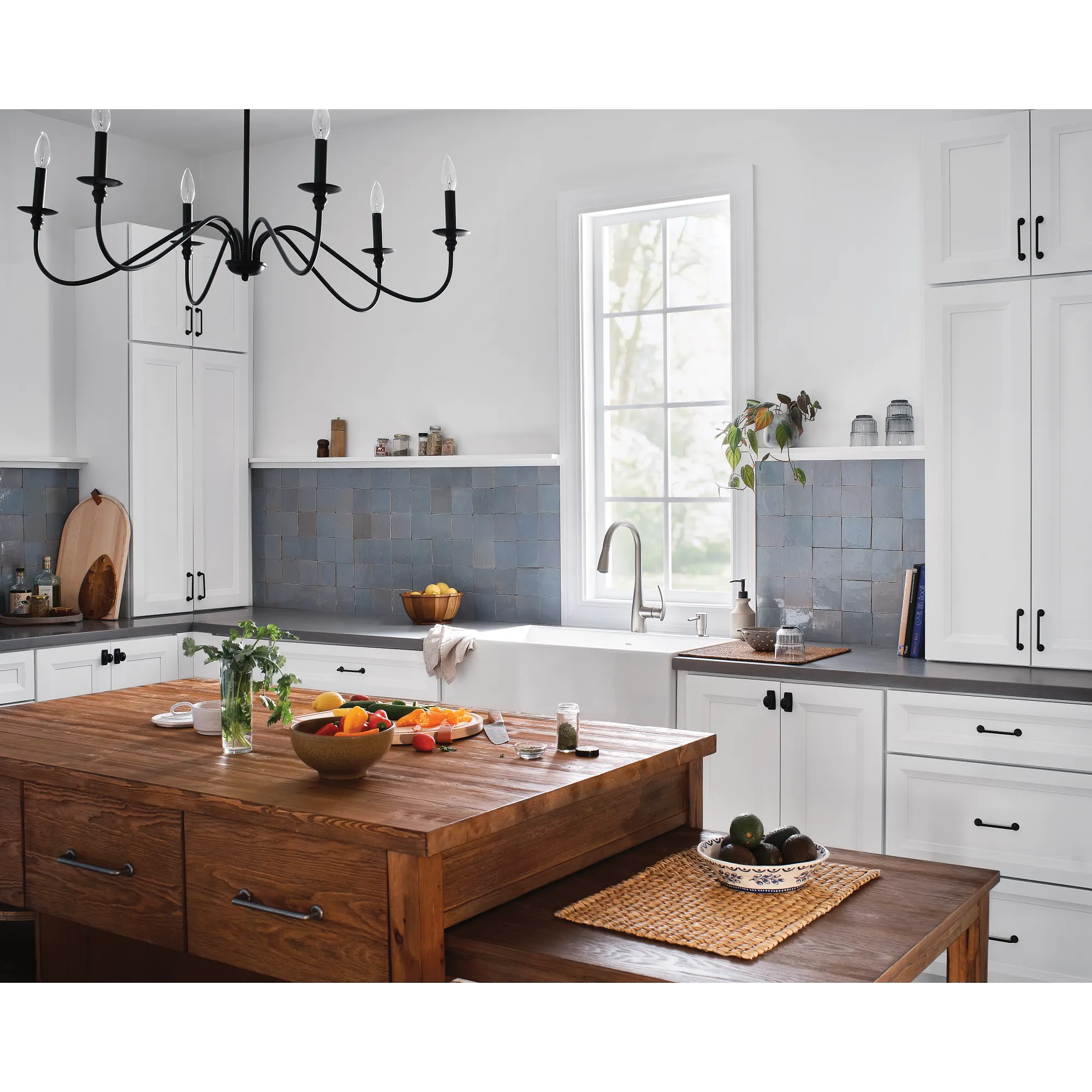Reyes One-Handle High Arc Pulldown Kitchen Faucet - Image 29