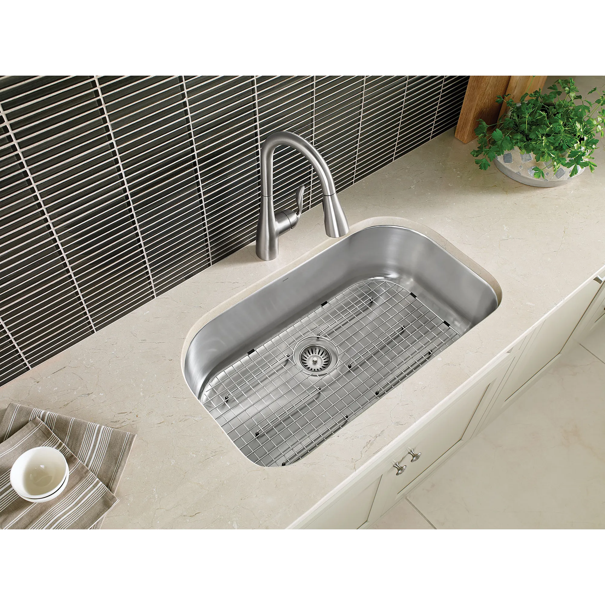 Notch Chrome One-Handle High Arc Pulldown Kitchen Faucet - Image 19