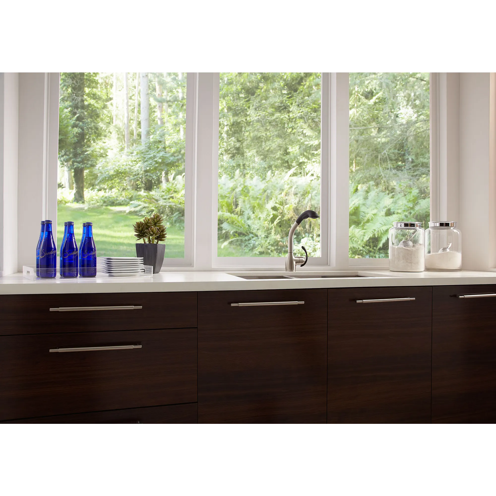 Neva Chrome one-handle high arc pullout kitchen faucet - Image 10