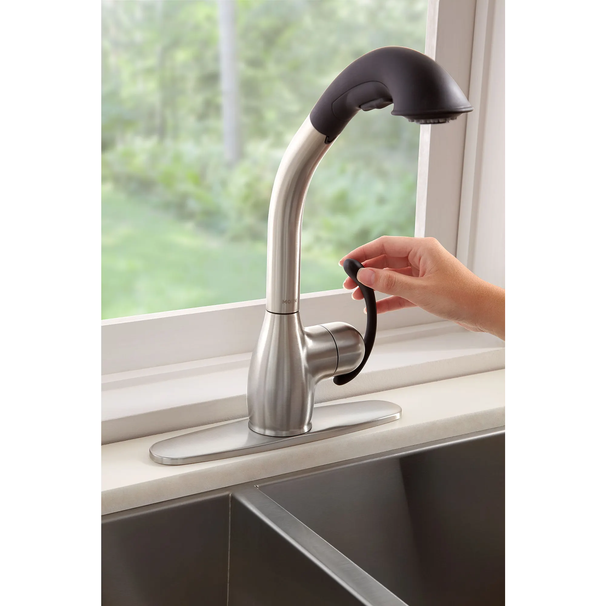 Neva Chrome one-handle high arc pullout kitchen faucet - Image 11