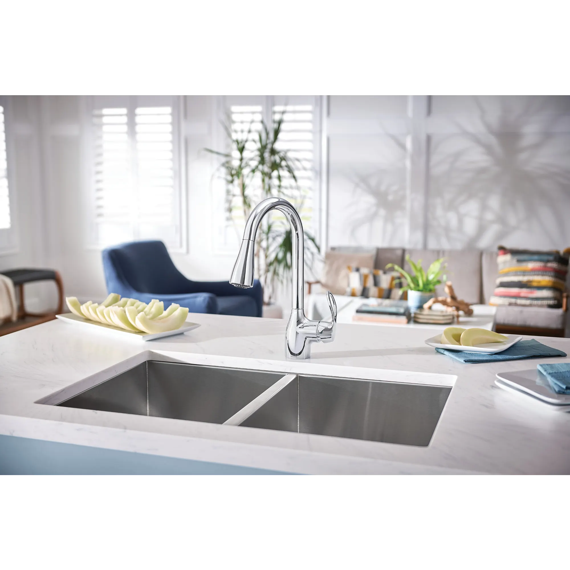 Kleo One-Handle Diverter Pulldown Kitchen Faucet - Image 12