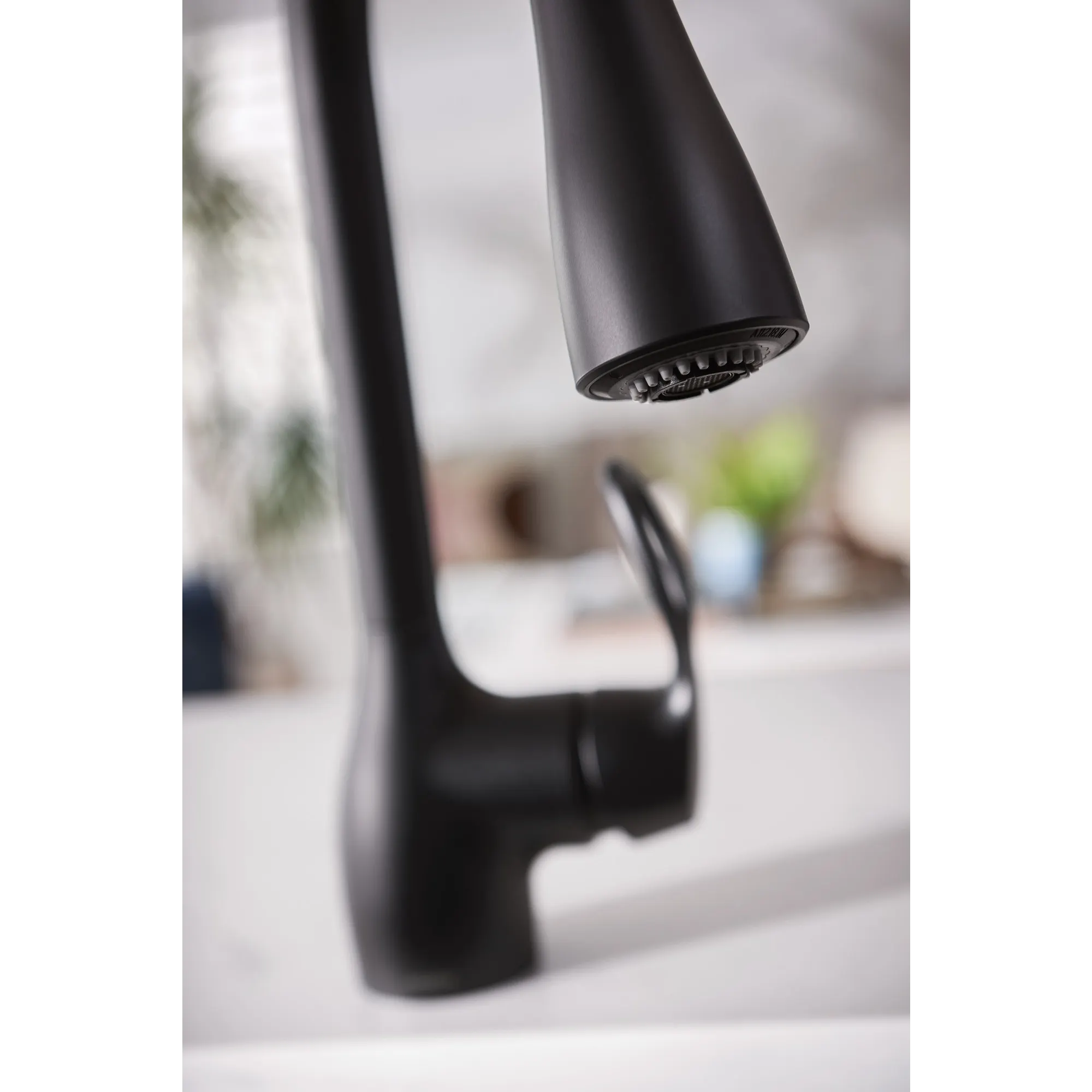 Kleo One-Handle Diverter Pulldown Kitchen Faucet - Image 21
