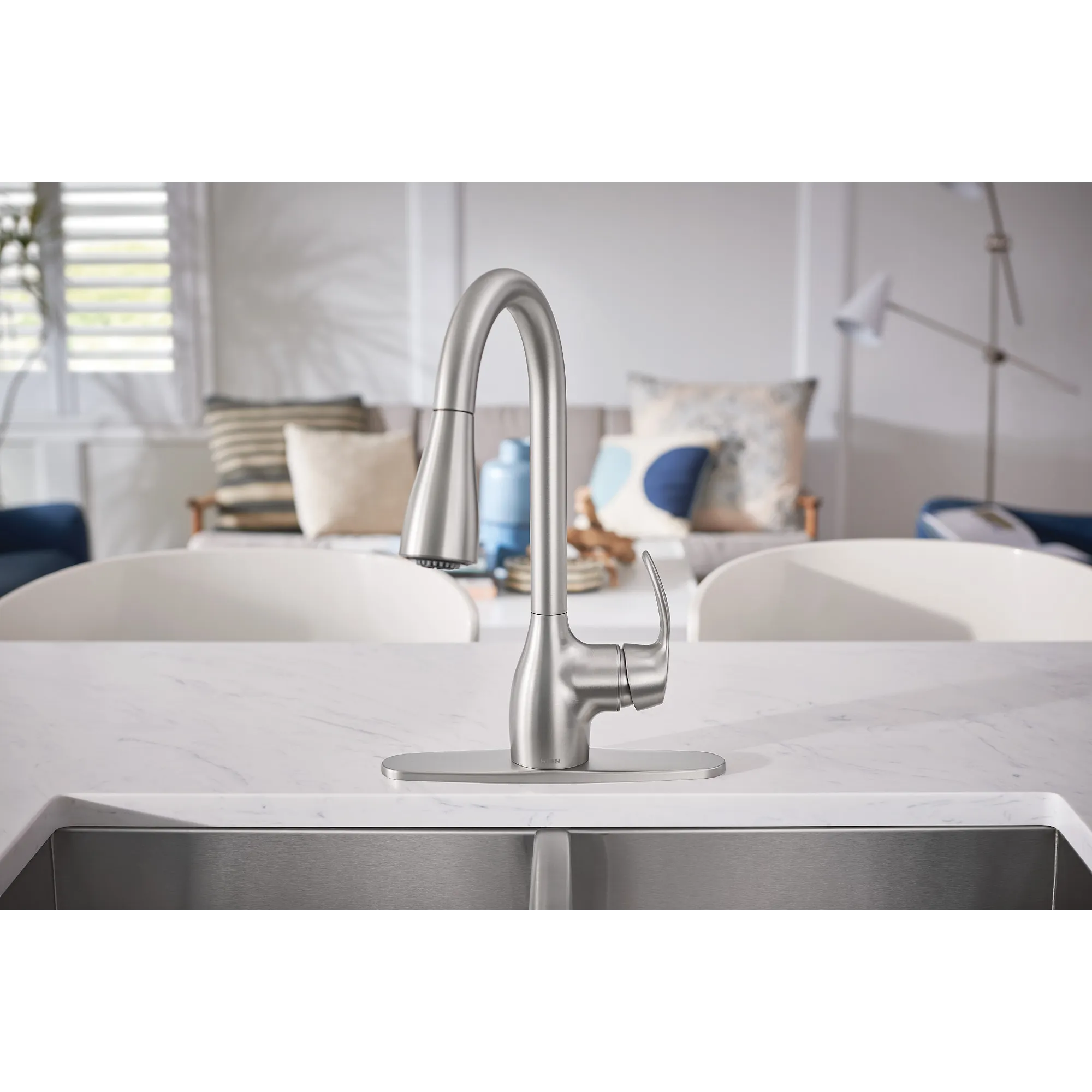 Kleo One-Handle Diverter Pulldown Kitchen Faucet - Image 36