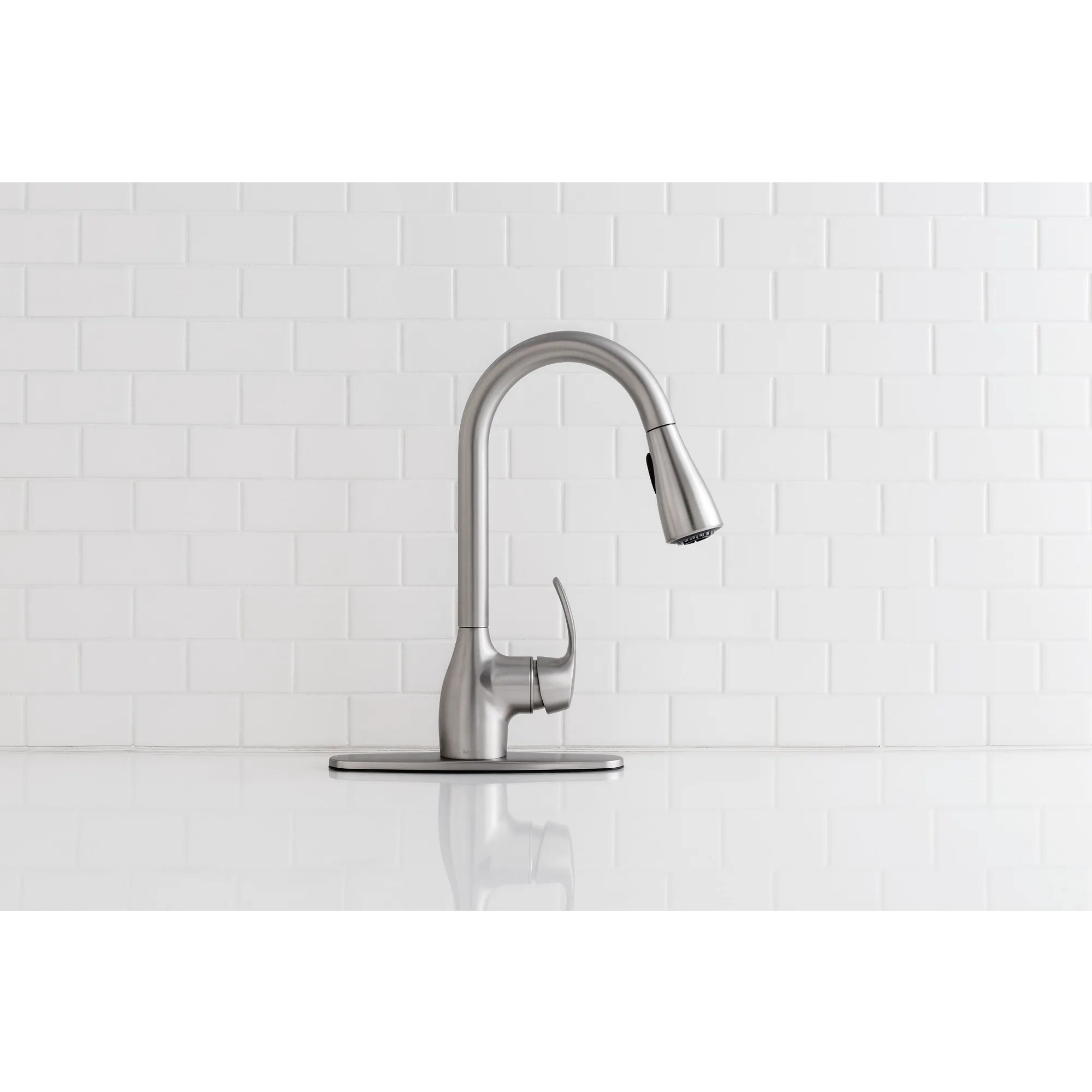 Kleo One-Handle Diverter Pulldown Kitchen Faucet - Image 39