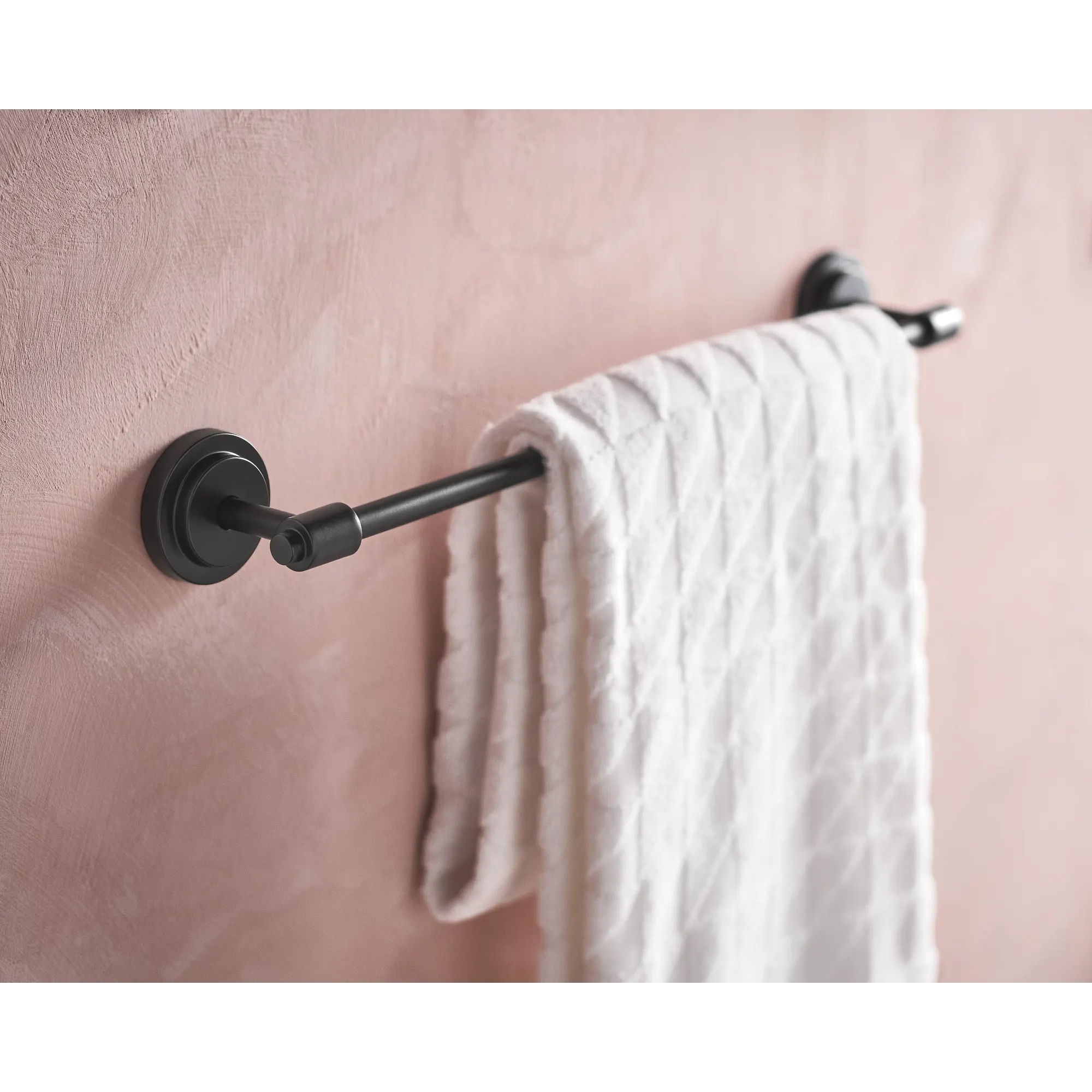 Iso 18" Towel Bar - Image 9
