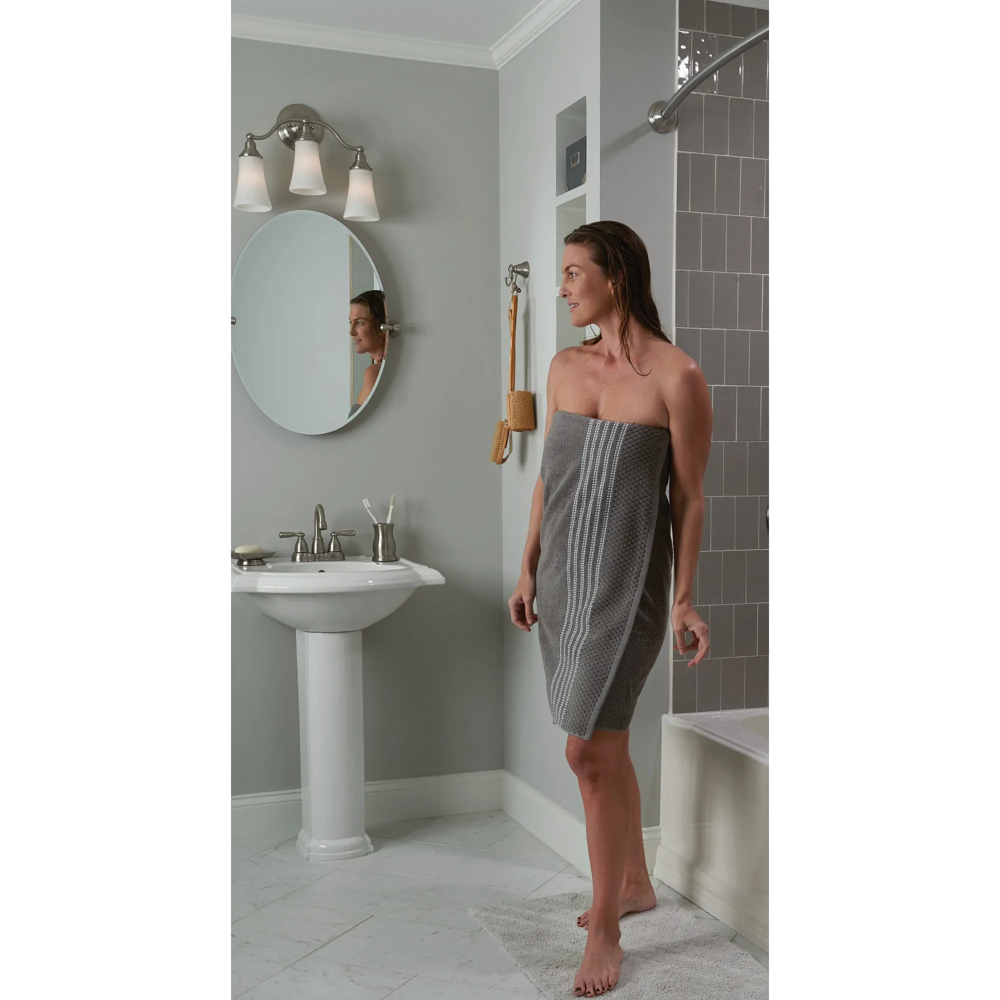 Moen Adjustable Curved Shower Rod - Image 19