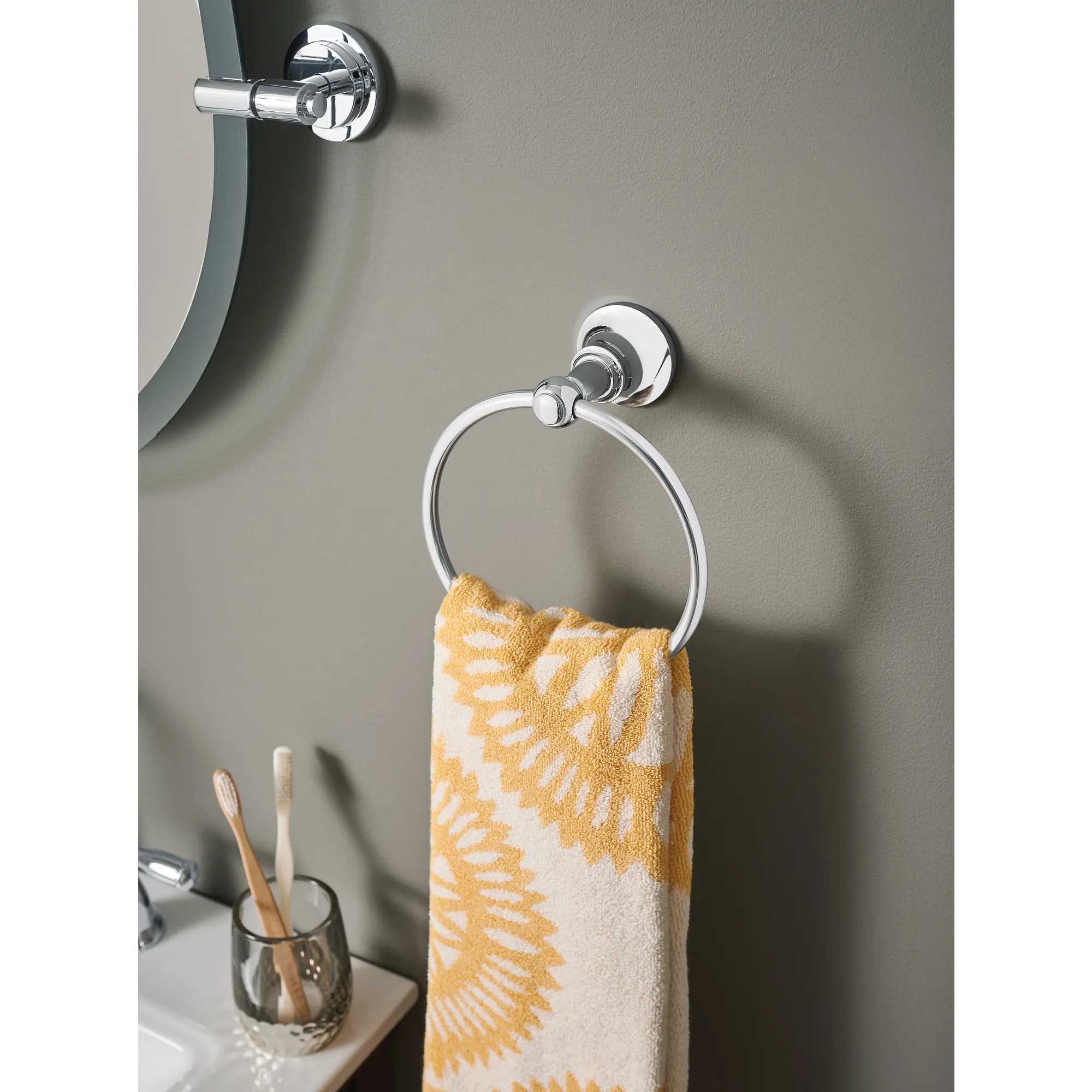Vale Towel Ring - Image 2