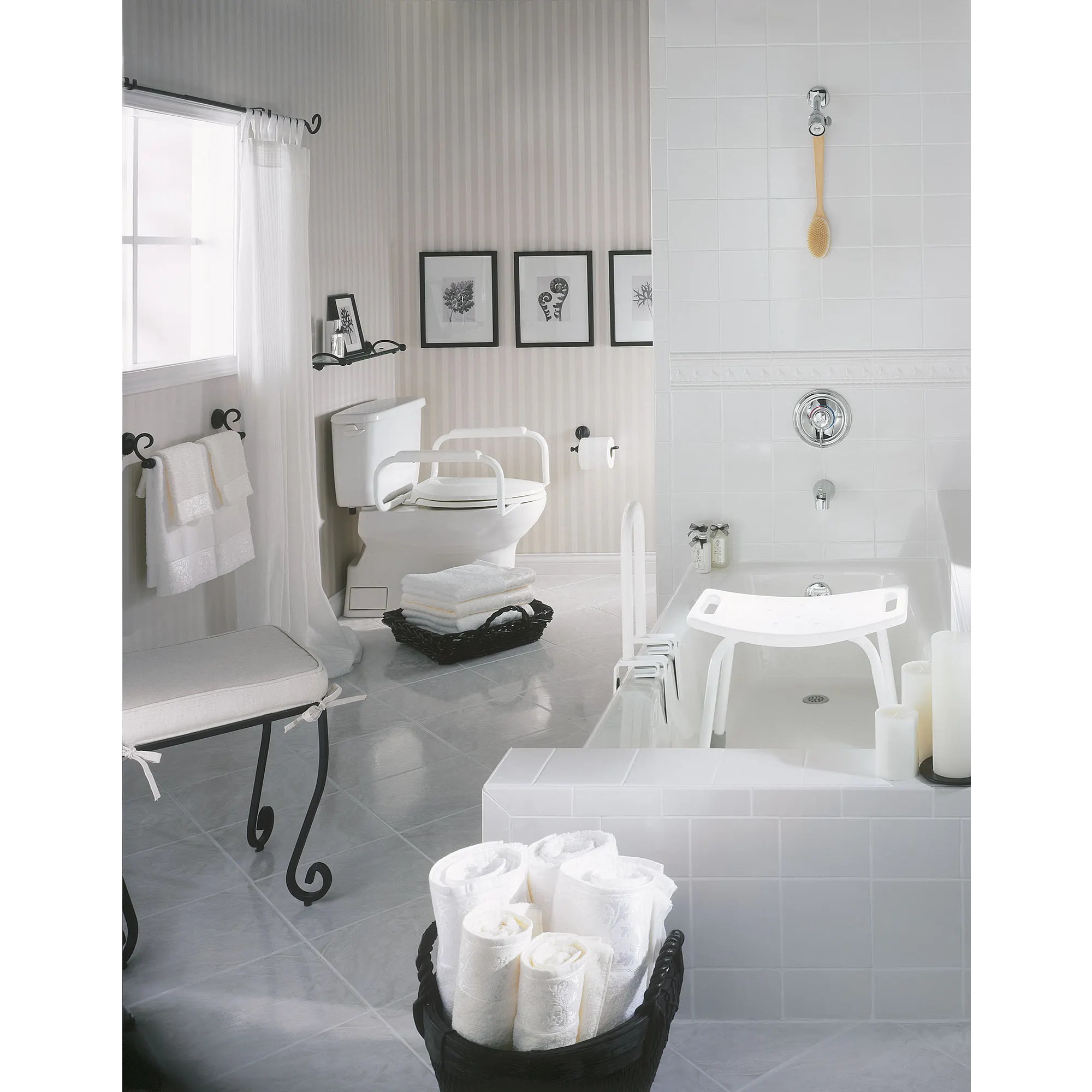 Moen Home Care Toilet Safety Bar - Image 6