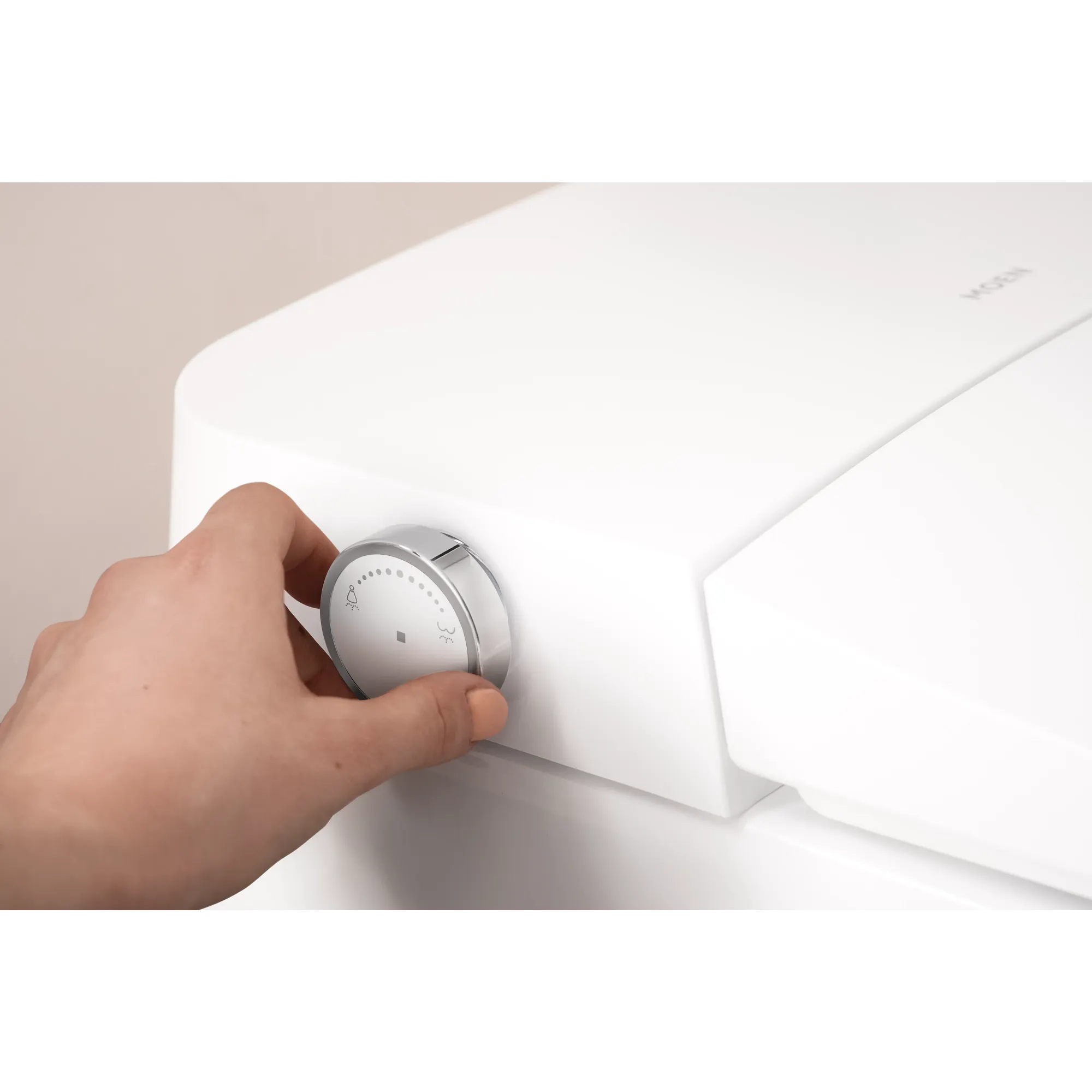 Moen 2-series Electronic Cleansing Toilet - Image 6