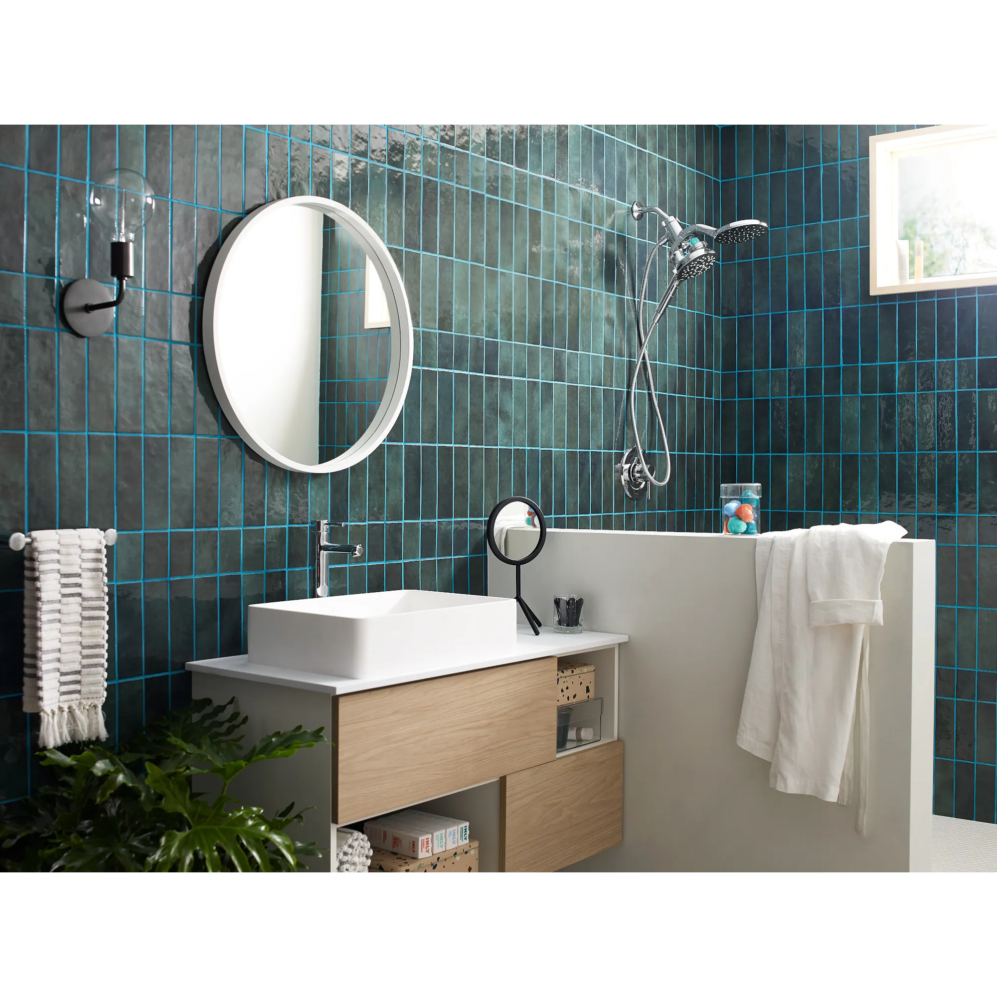 Moen® Aromatherapy Combination Shower In With Inly™ Shower Capsules - Image 25