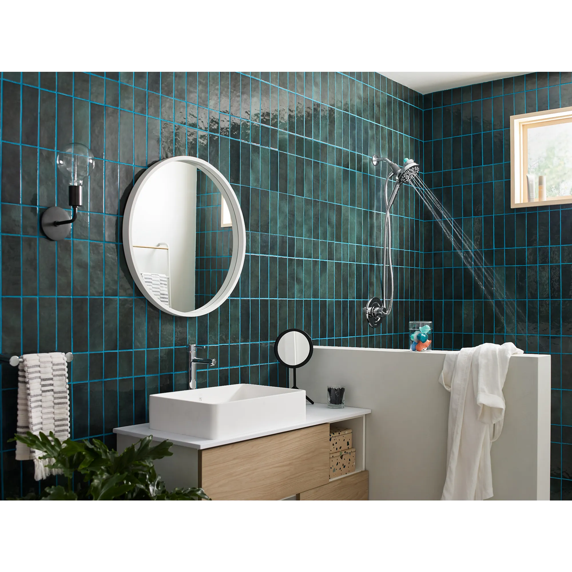Moen® Aromatherapy Handshower with Inly™ Shower Capsules - Image 6