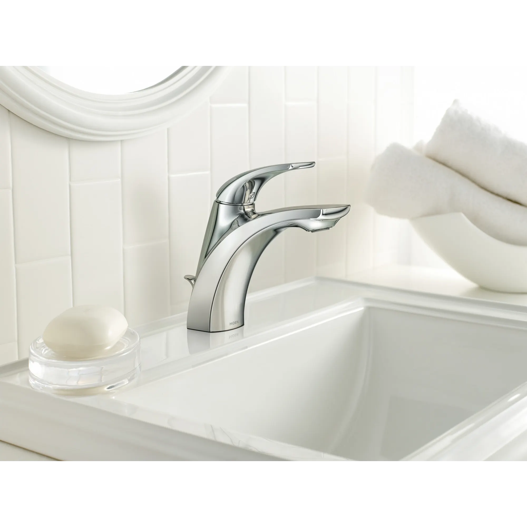 Zarina One-handle Bathroom Sink Faucet - Image 3