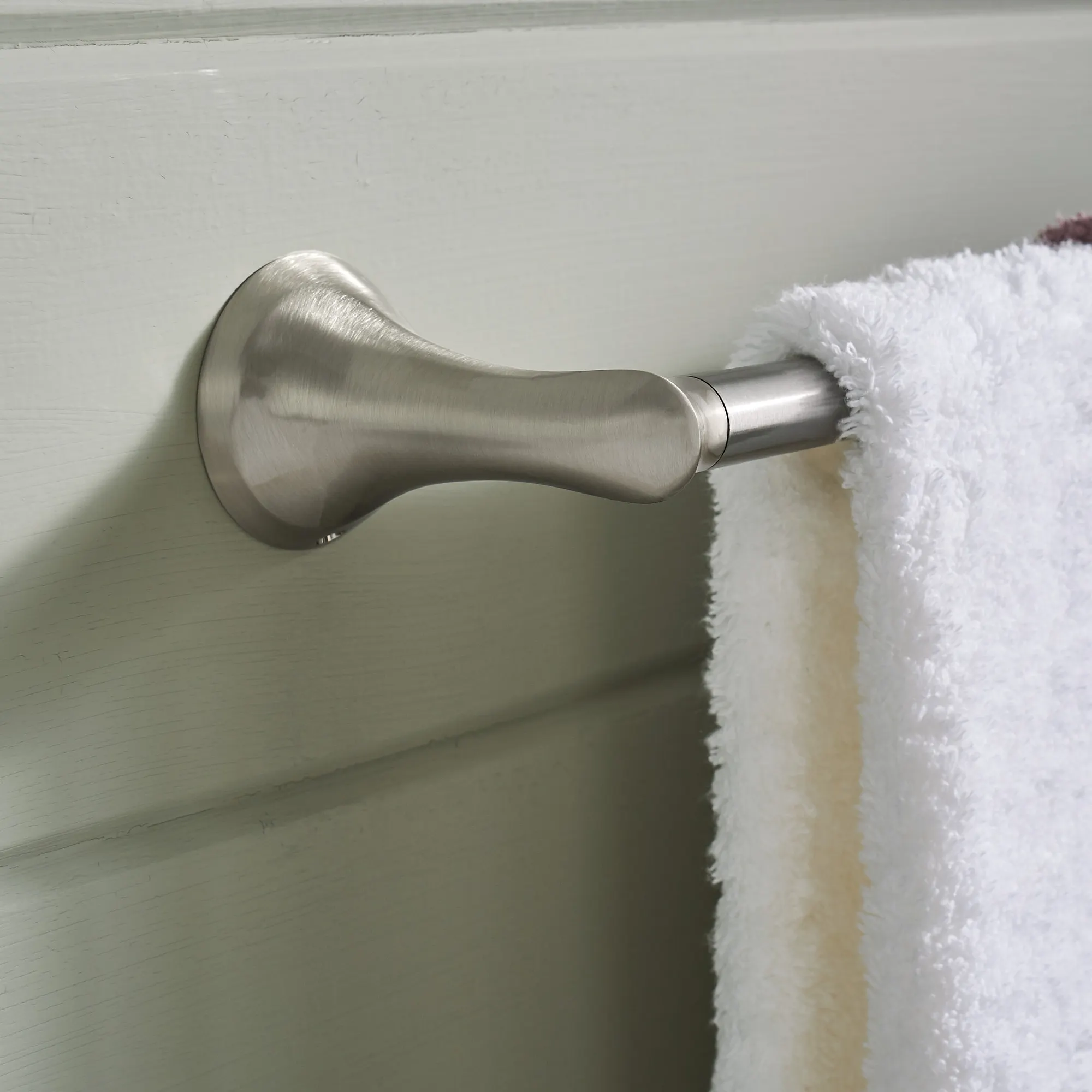 Darcy Chrome 18" Towel Bar - Image 21