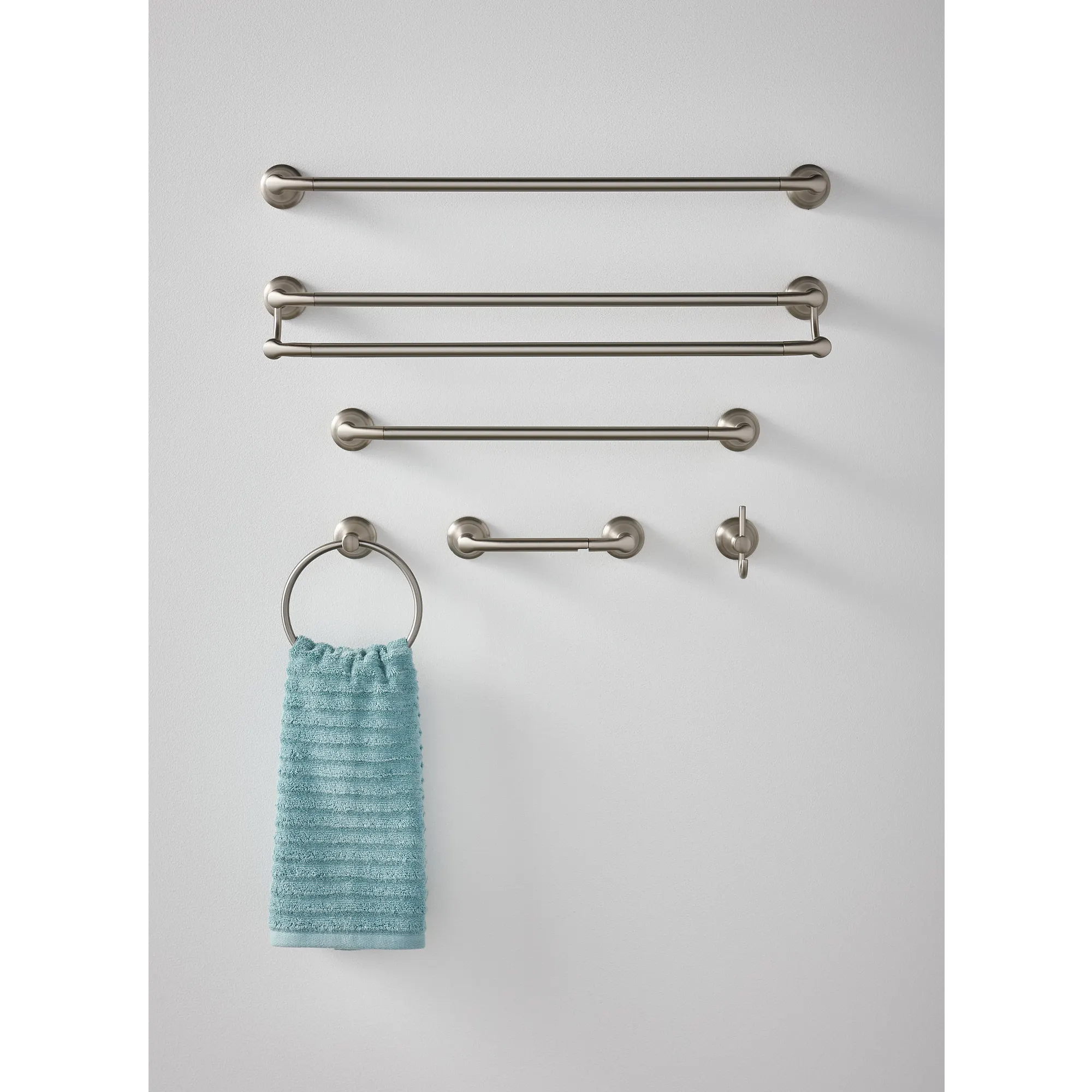 Hilliard Matte black pivoting paper holder - Image 4