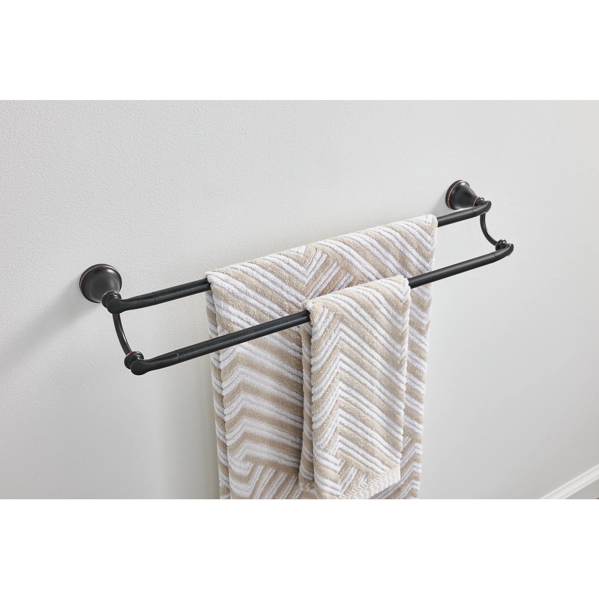 Hilliard Matte black 24" double towel bar - Image 18