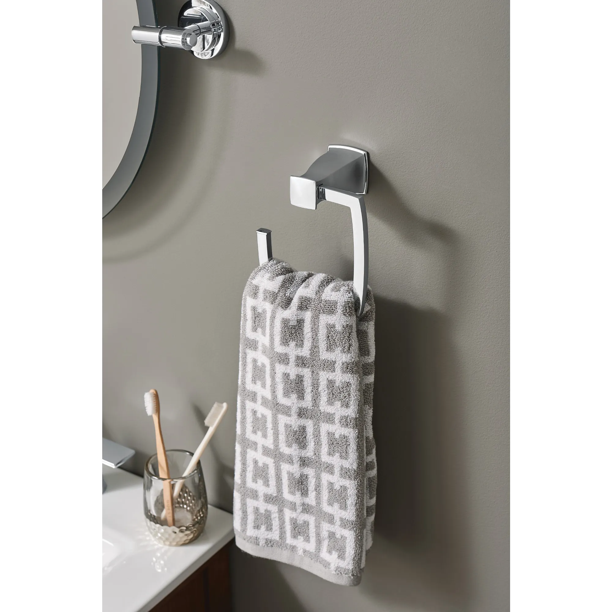 Hensley Chrome Towel Ring - Image 3