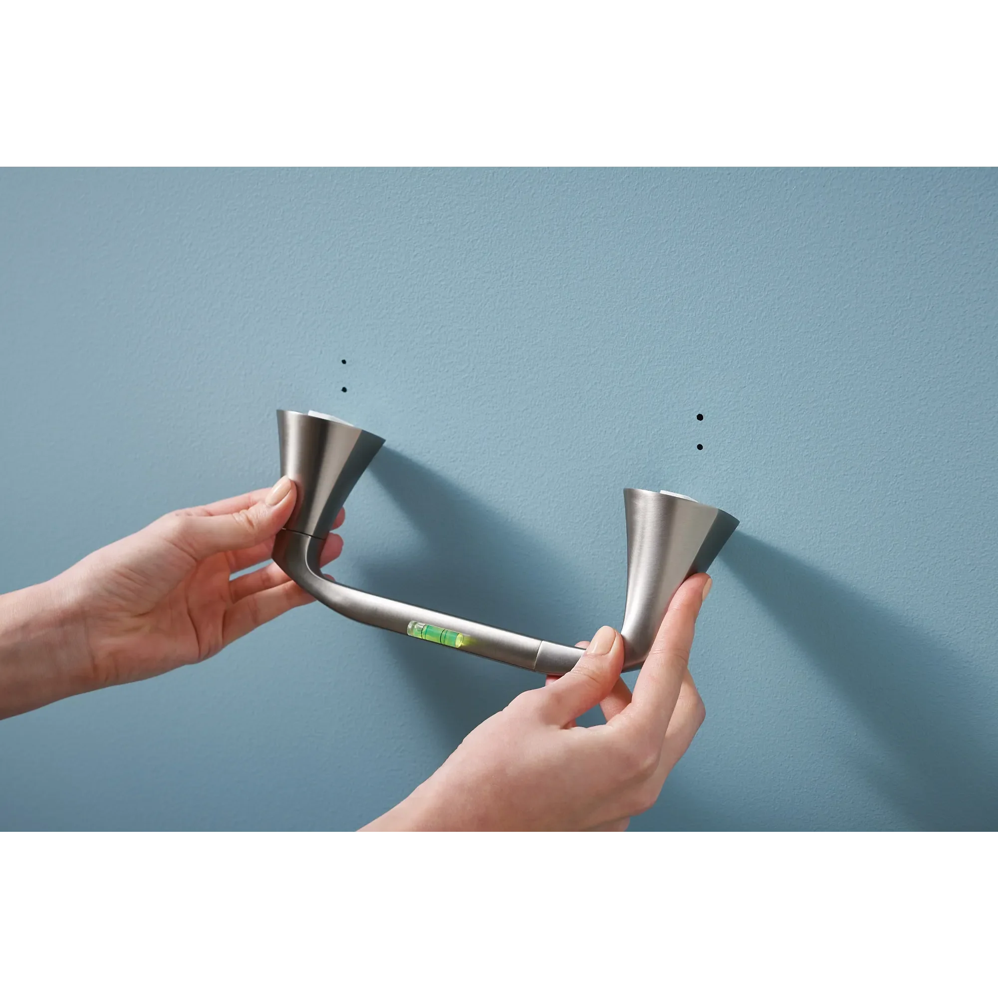 Lindor Chrome pivoting paper holder - Image 14